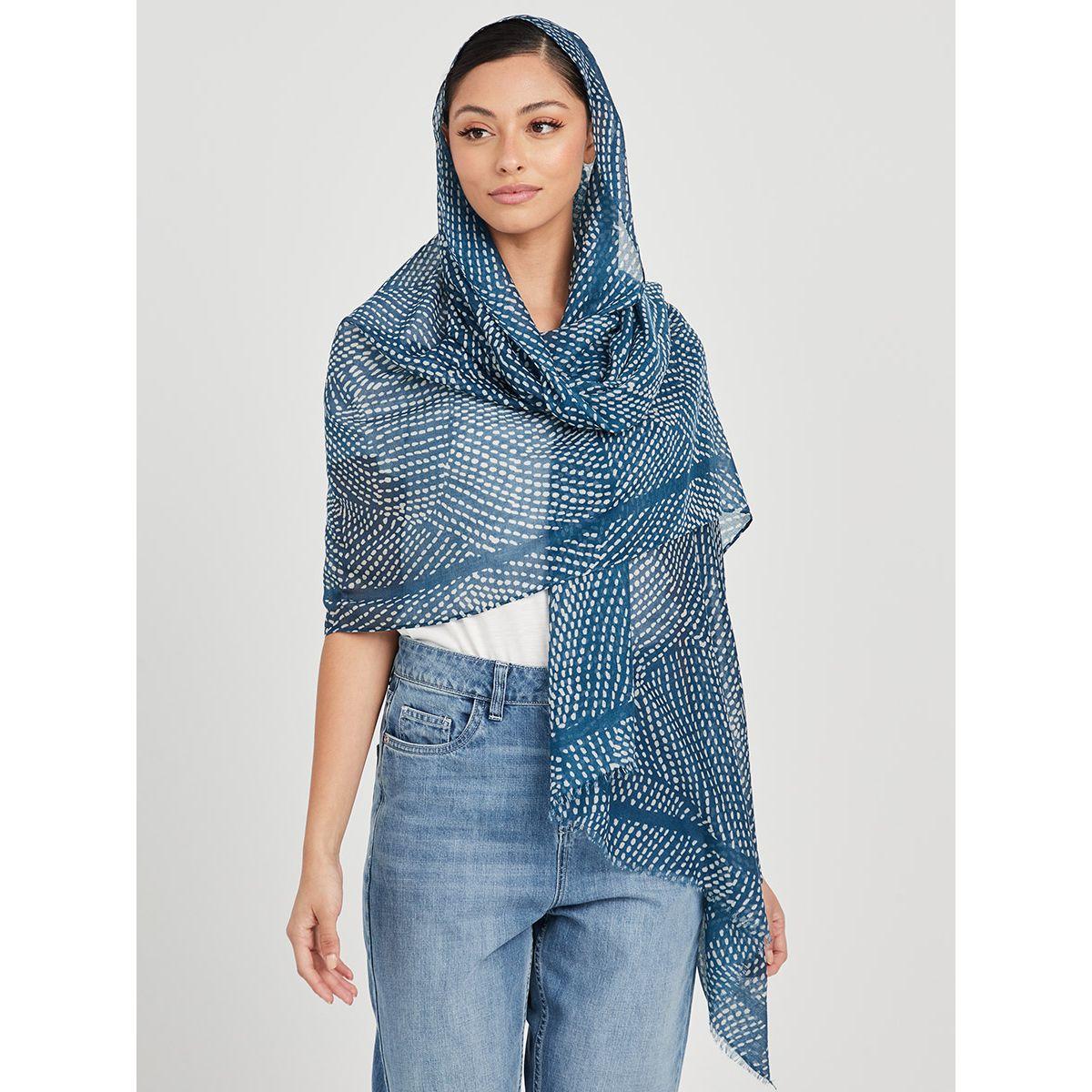 شال مطبوع بتفاصيل على الحواف من ستايلي-women-winterwear-scarves-image-1