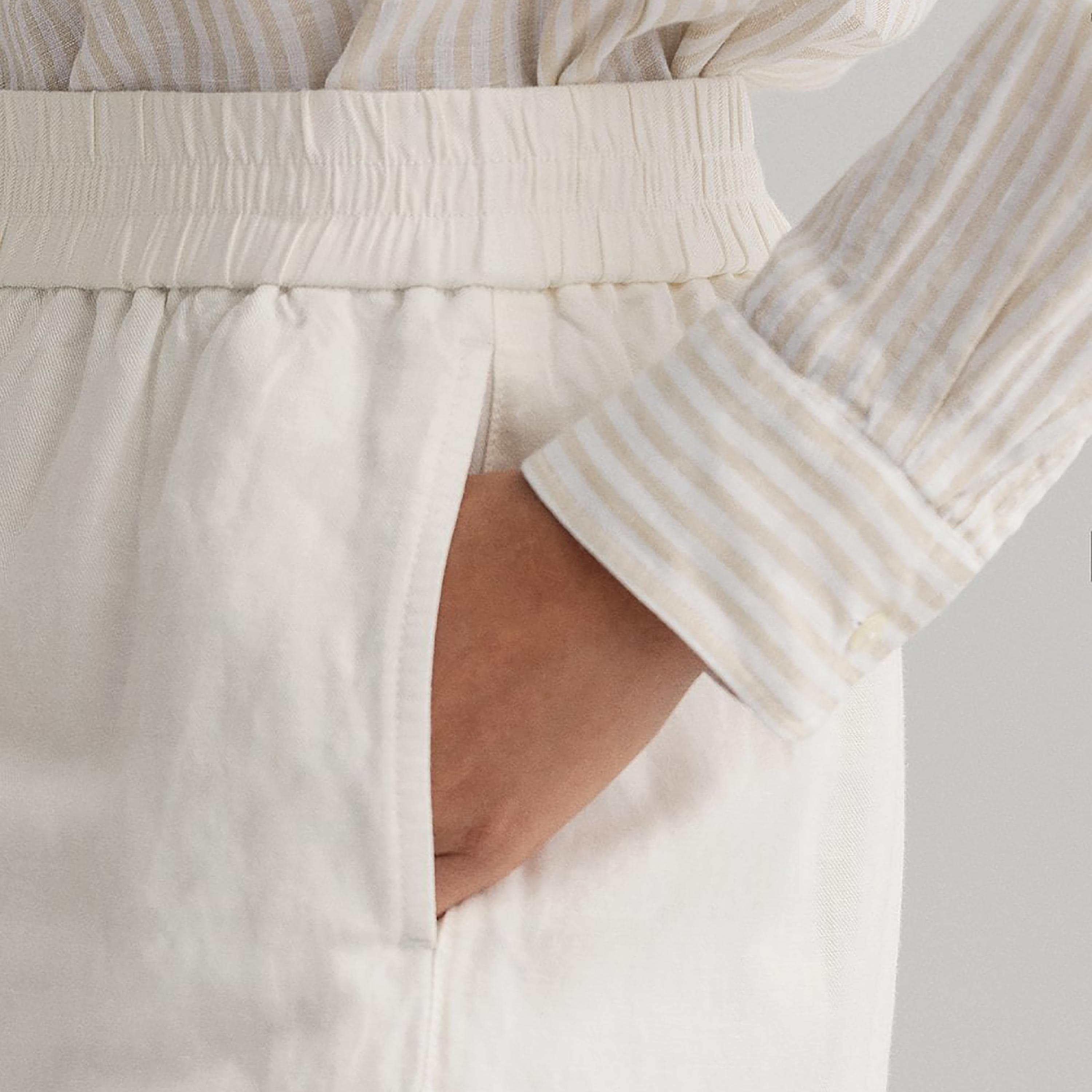 Gant Plain Mid-Rise Elasticated Waist Shorts-women-clothing-bottoms-shorts-image-3