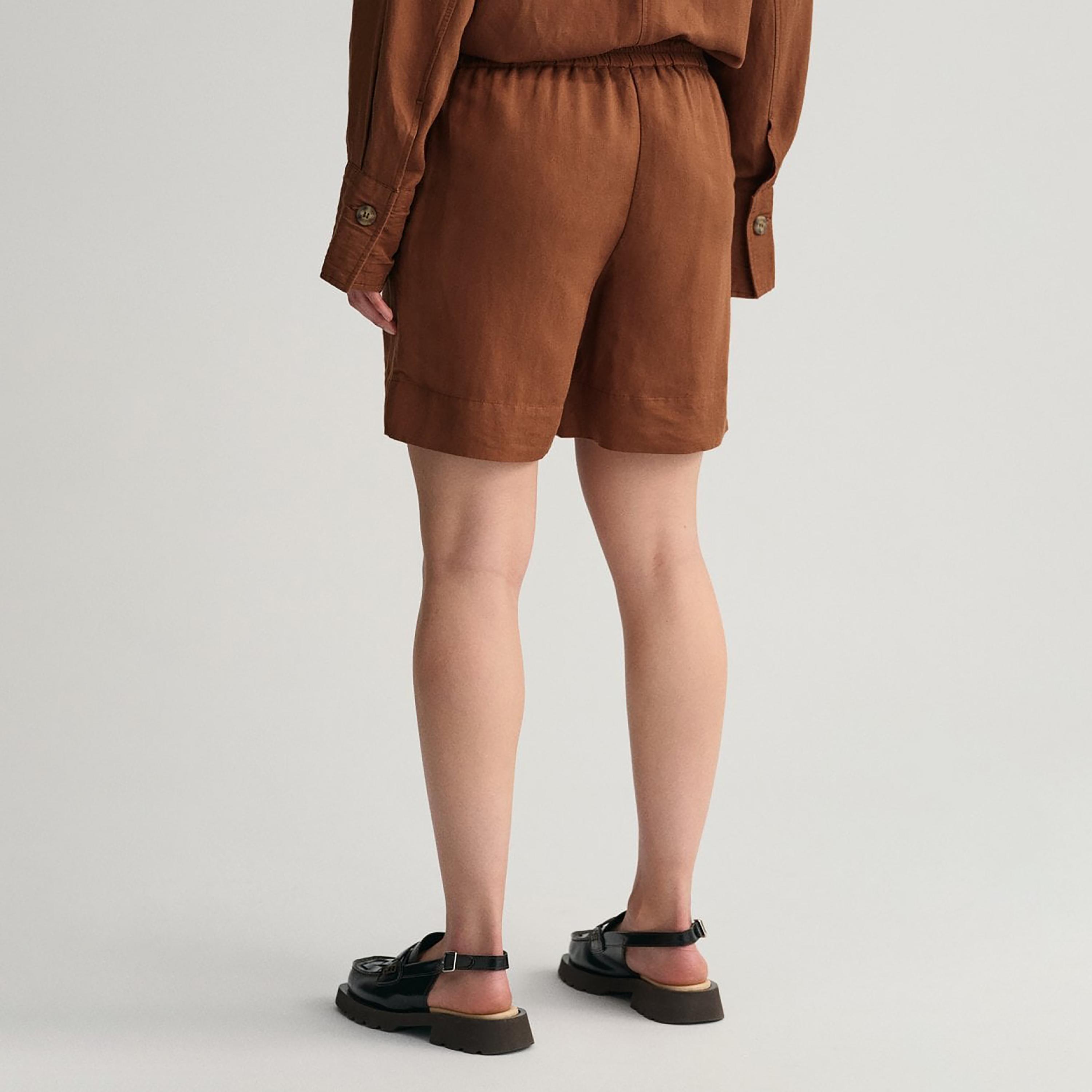 Gant Plain Mid-Rise Elasticated Waist Shorts-women-clothing-bottoms-shorts-image-3