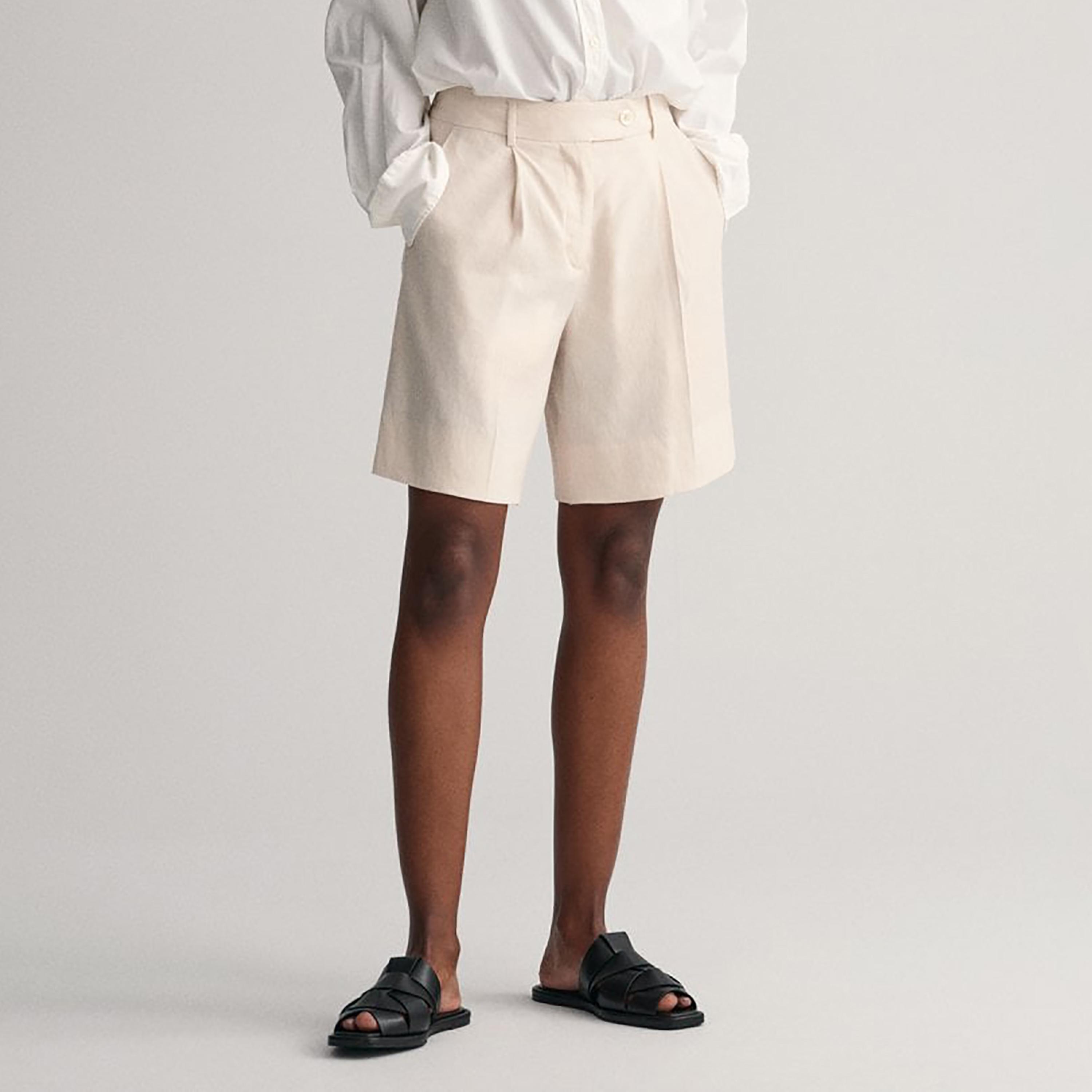 Gant Plain Mid-Rise Buttoned Shorts-women-clothing-bottoms-shorts-image-1