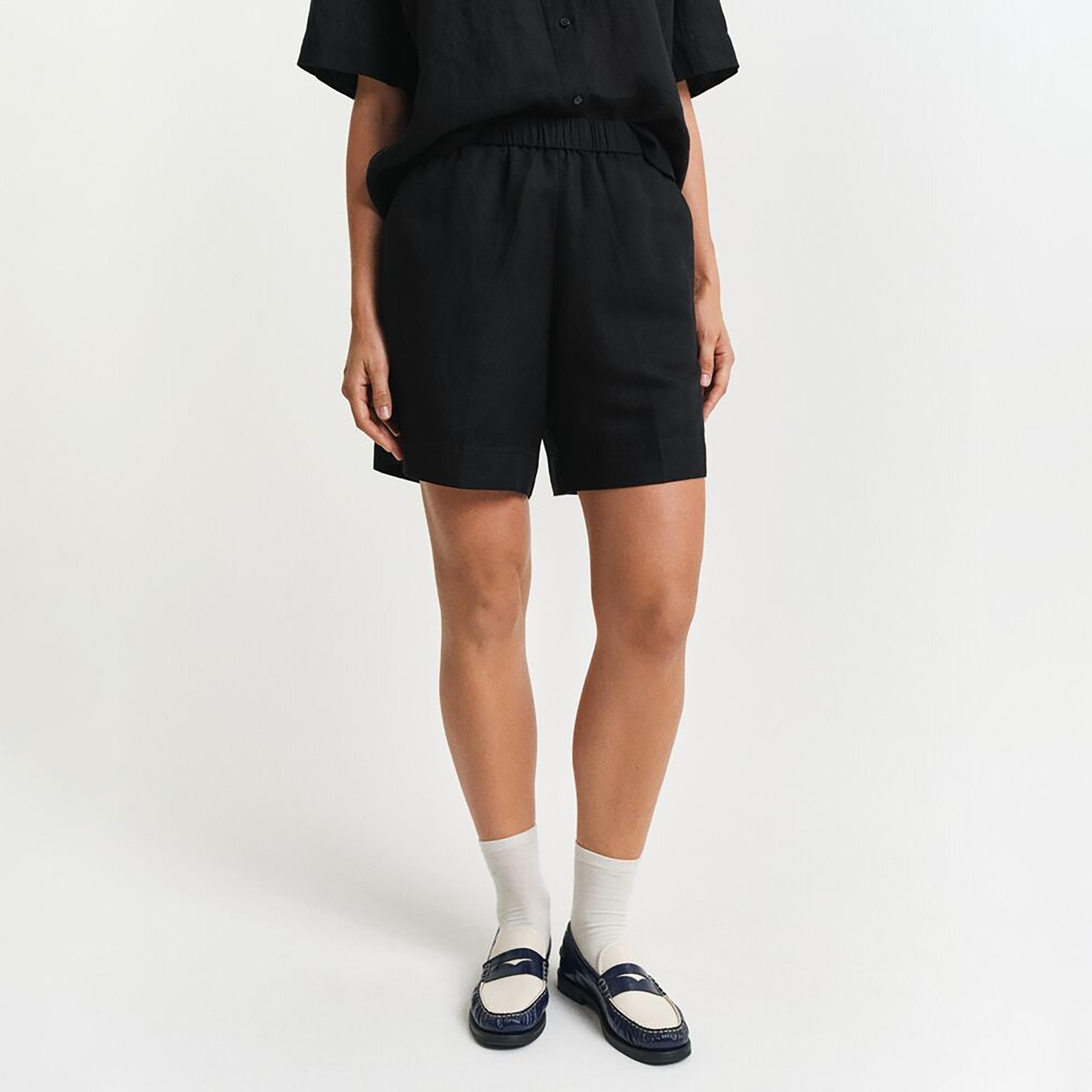 Gant Plain Mid Rise Elasticated Waist Women's Shorts-women-clothing-bottoms-shorts-image-1