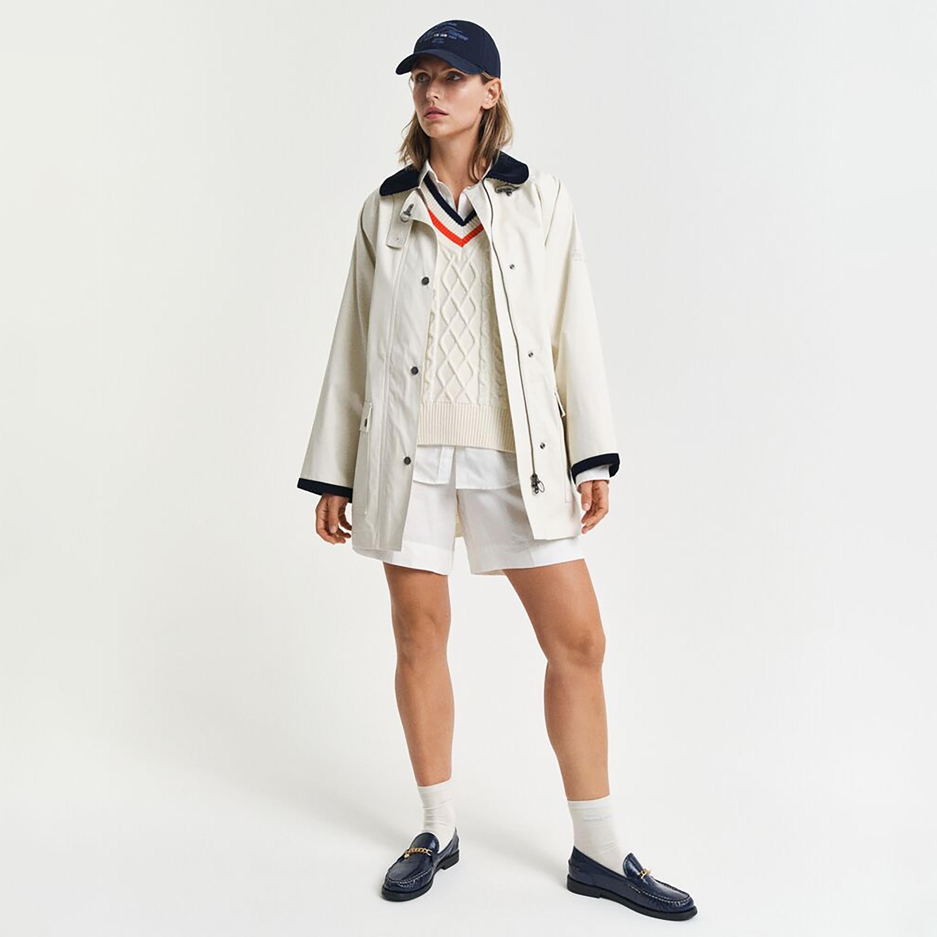 Gant Plain Mid Rise Elasticated Waist Women's Shorts-women-clothing-bottoms-shorts-image-3