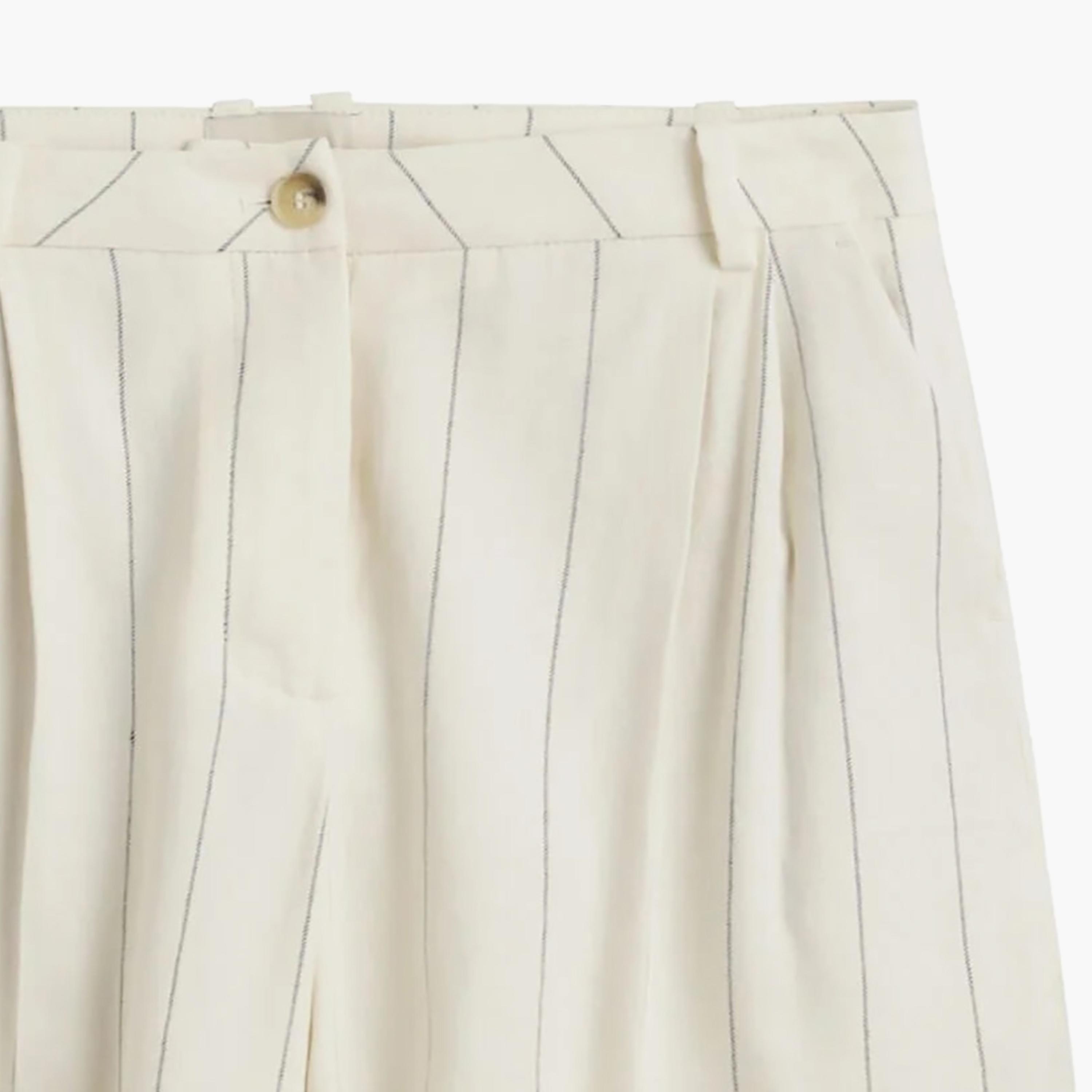 شورت نسائي مخطط من الكتان بخصر متوسط الارتفاع من غانت-women-clothing-shorts-image-6