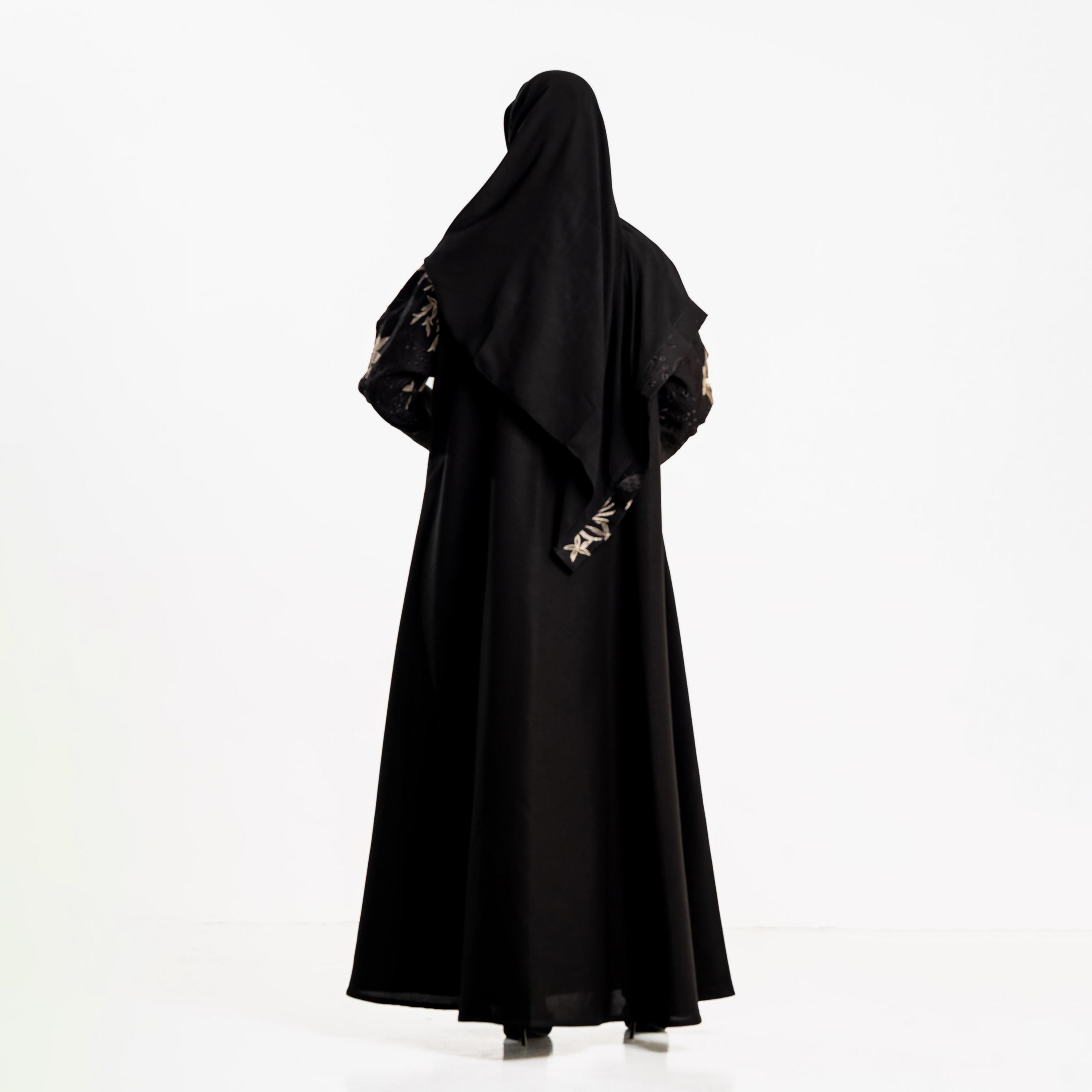 عباءة سوداء مطرزة بالزهور مع حجاب للنساء من زاهية-women-arabicclothing-abayas-image-4