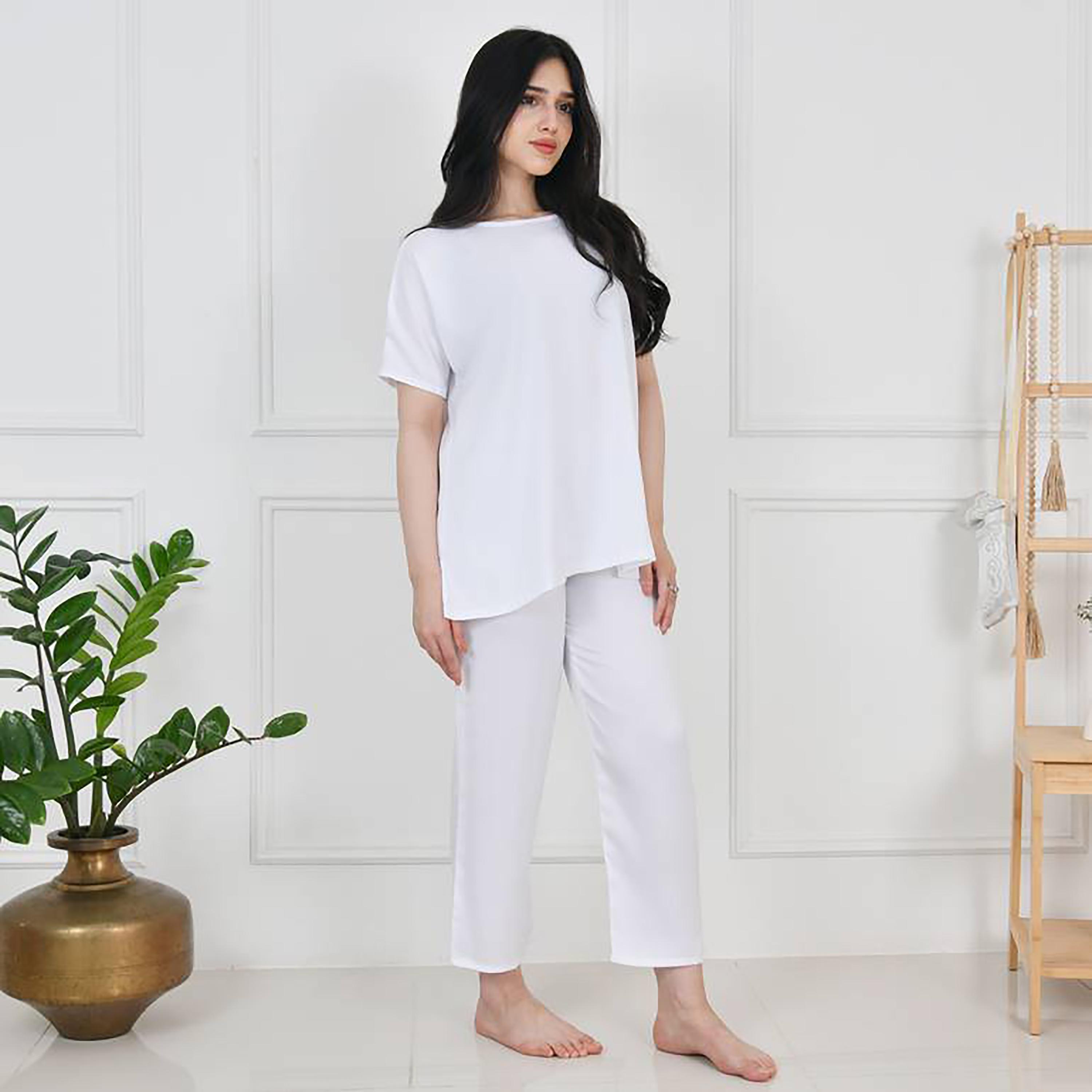 Hawraa 2-Piece White Crepe Under Abaya Top and Trousers-women-arabicclothing-abayainner-image-1