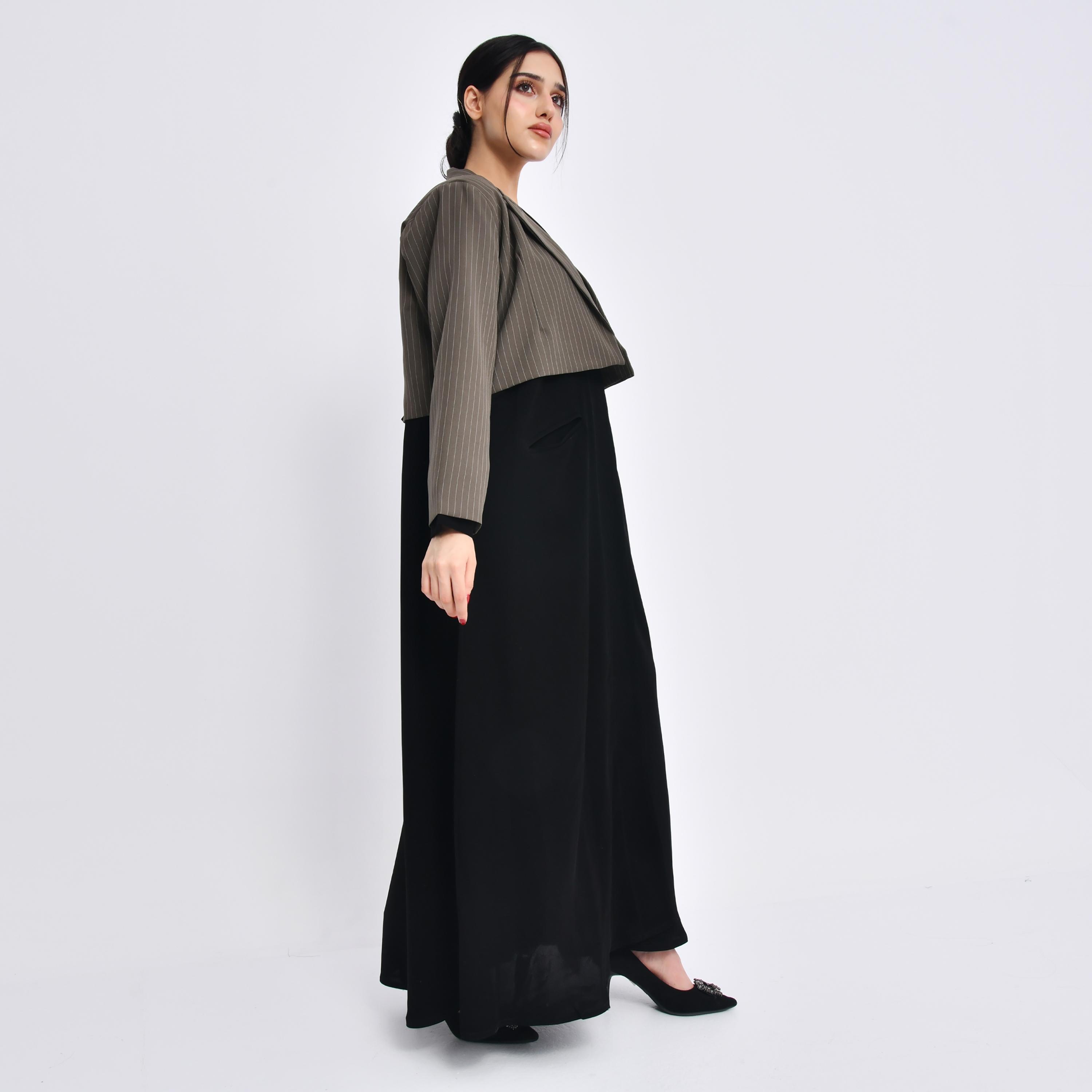 Hawraa Black Striped Crepe Lapel Collar Women's Abaya with Hijab-women-arabicclothing-abayas-image-4