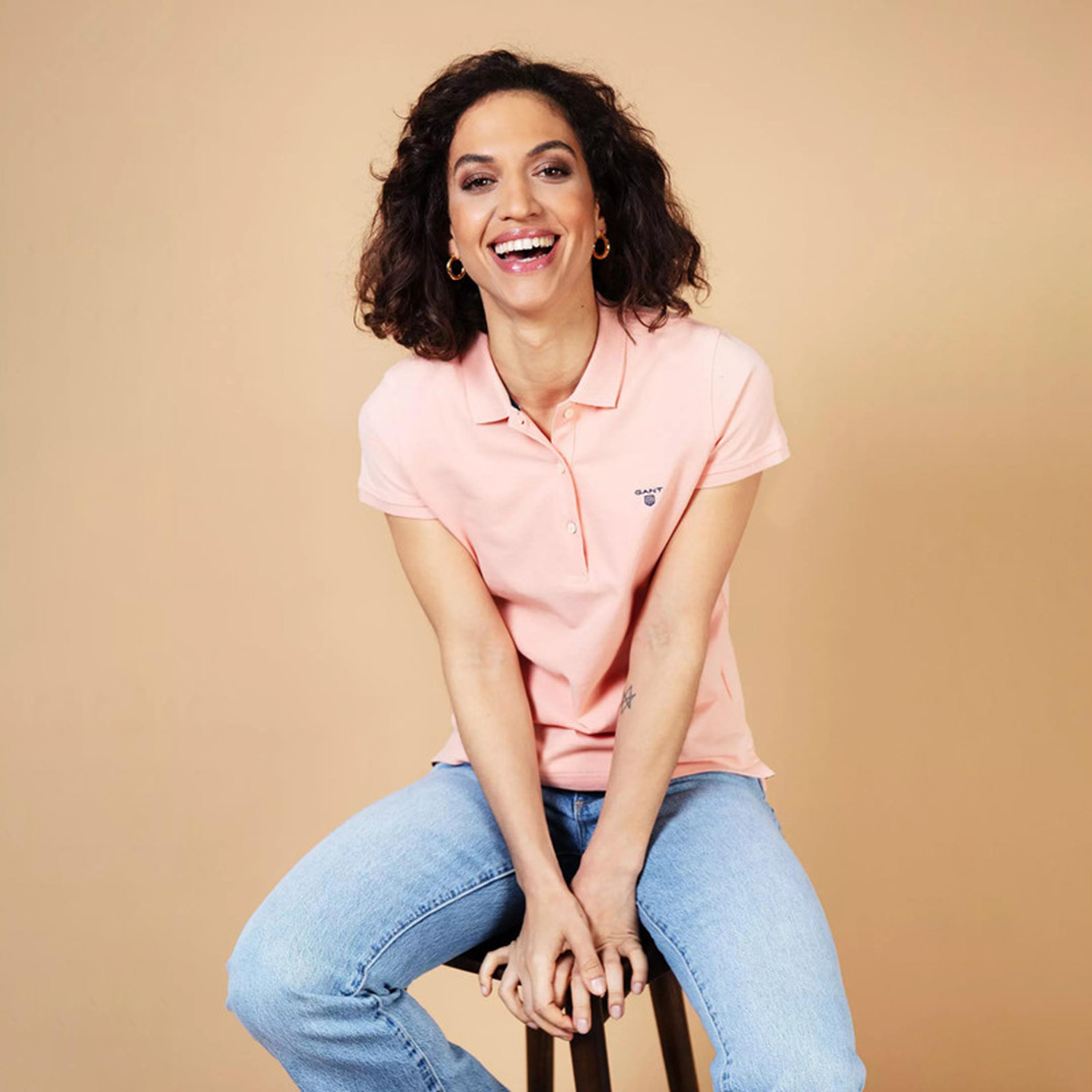 تي-شيرت بولو من جانت لوجو بأكمام قصيرة وياقة-women-clothing-tshirts-image-1