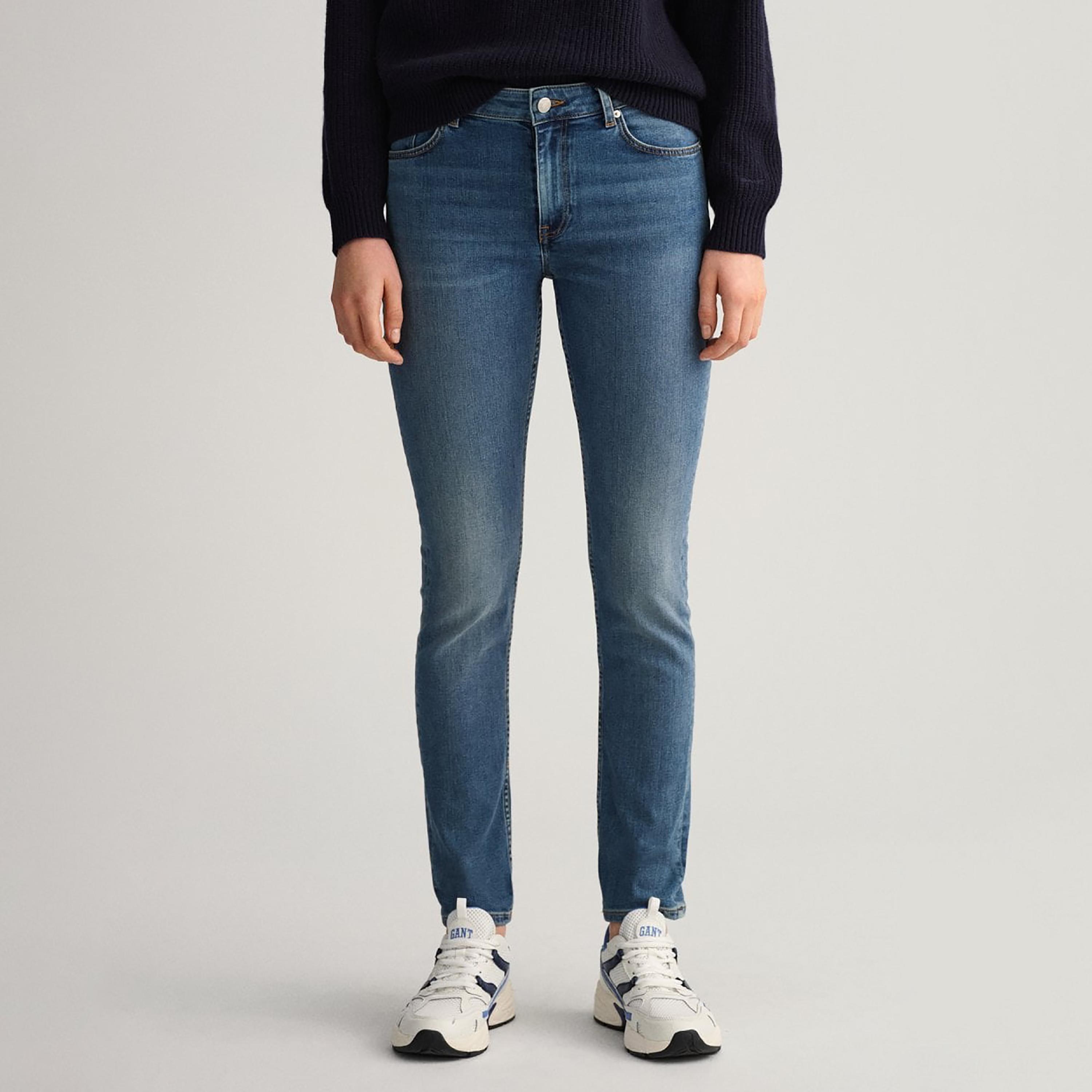 Gant Straight Fit Mid-Rise Jeans with 5 Pockets-women-clothing-bottoms-jeans-image-1