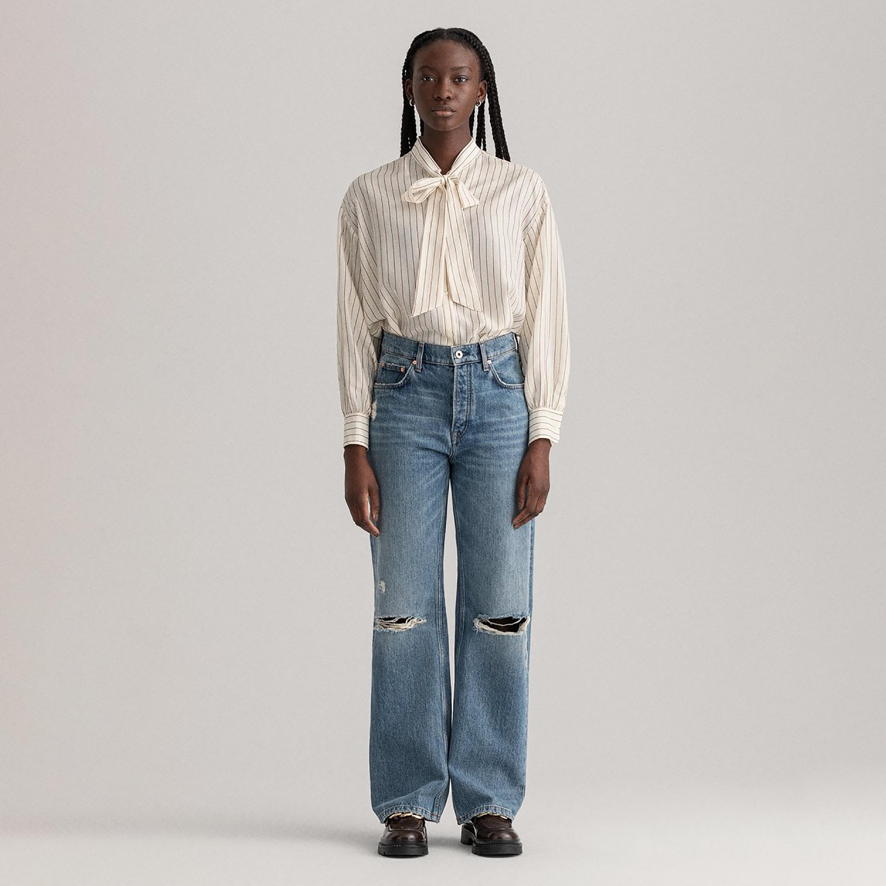 Gant Straight Fit Mid-Rise Jeans with Slash Knee Detail-women-clothing-bottoms-jeans-image-2