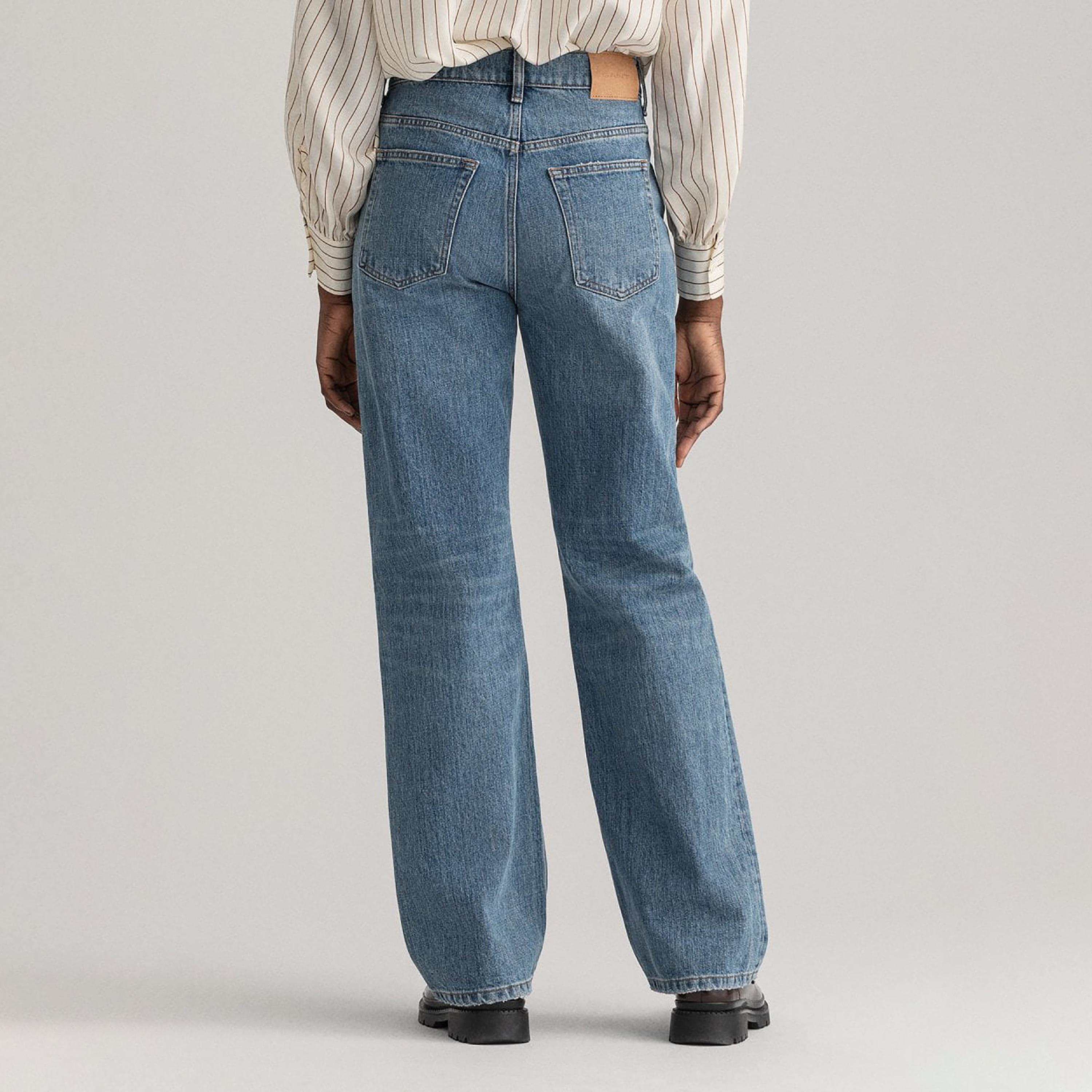 Gant Straight Fit Mid-Rise Jeans with Slash Knee Detail-women-clothing-bottoms-jeans-image-4