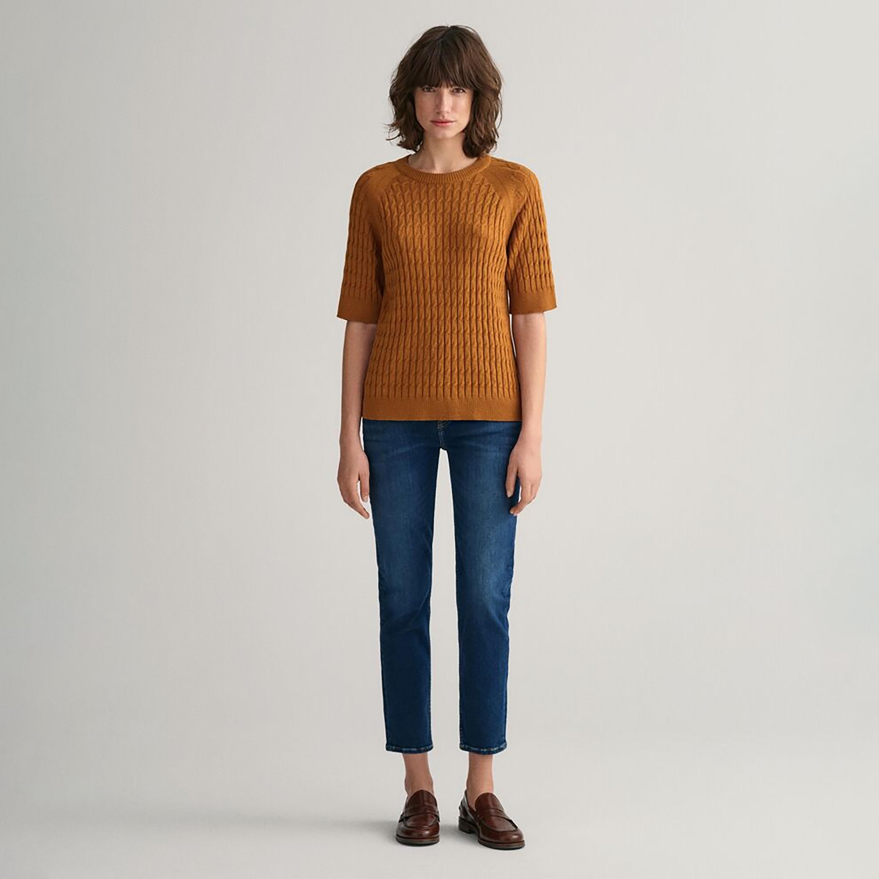 بنطال جينز كروپ نسائي ضيق ومغسول بـ 5 جيوب وخصر متوسط الارتفاع من غانت-women-clothing-bottoms-jeans-image-2