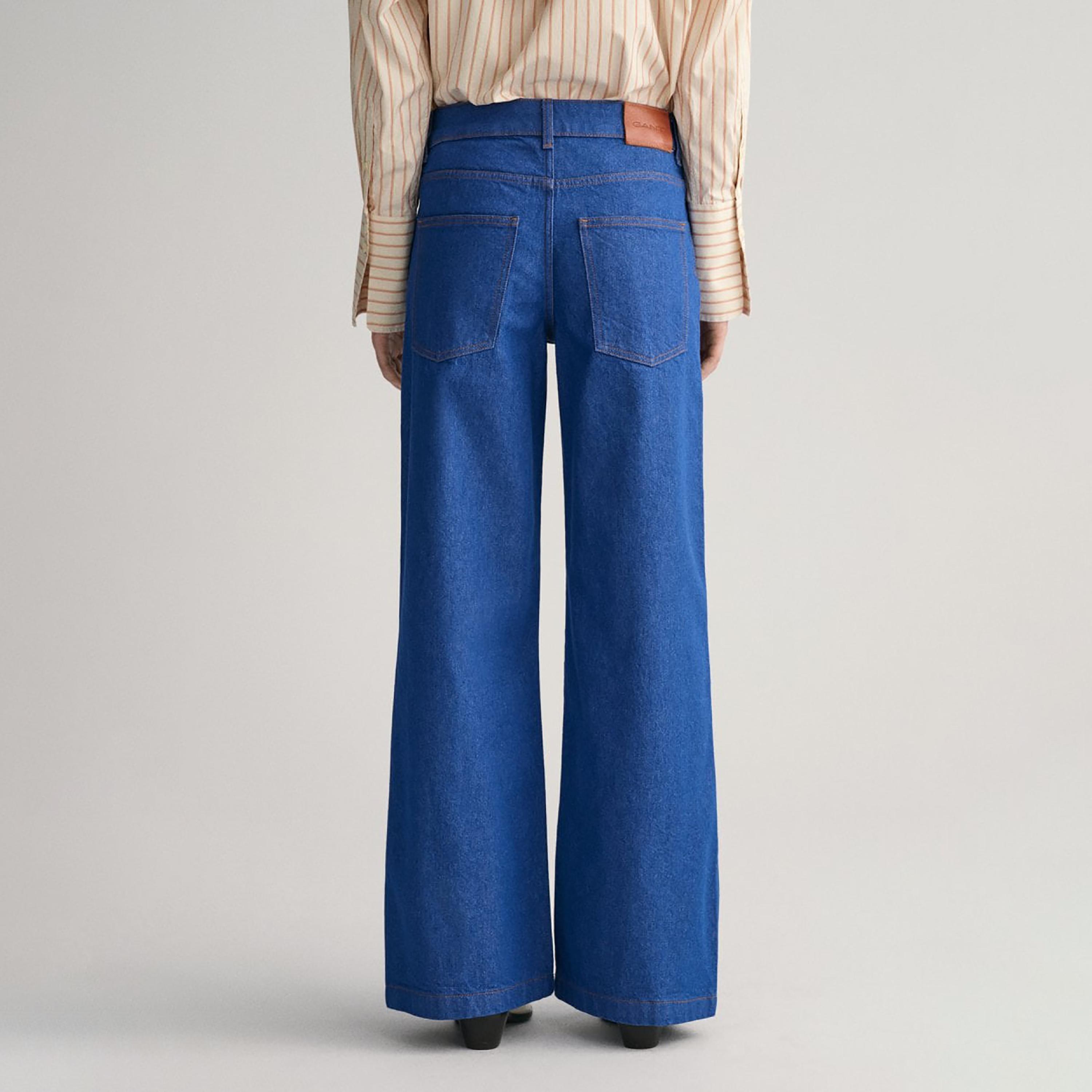 Gant Straight Fit Mid-Rise Boot Cut Jeans with 5 Pockets-women-clothing-bottoms-jeans-image-3