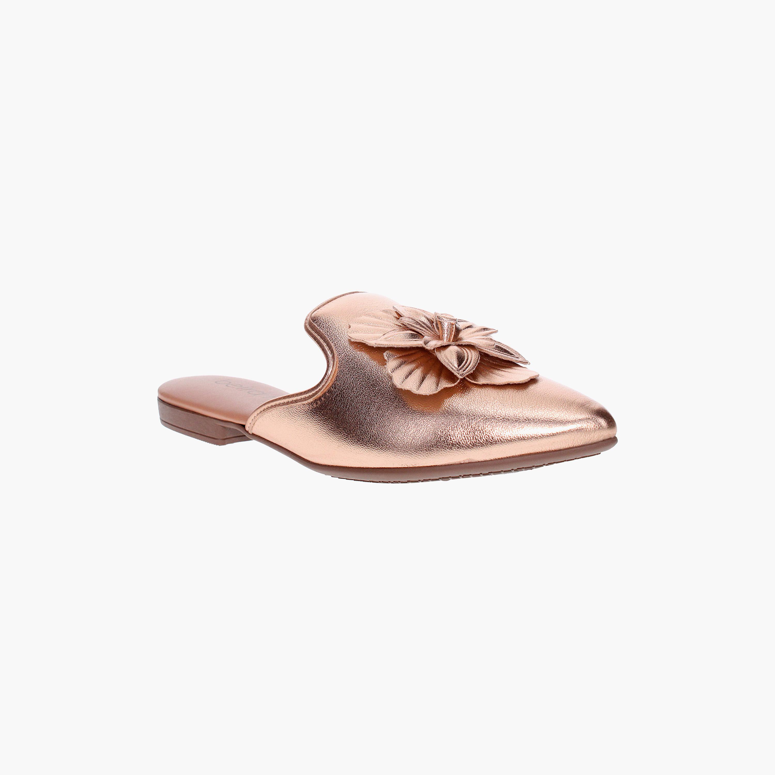 حذاء ميولز نسائي معدني من بيرا ريو مع مزين بزهور | 4134-1004-14710-women-shoes-loafersandmoccasins-image-1