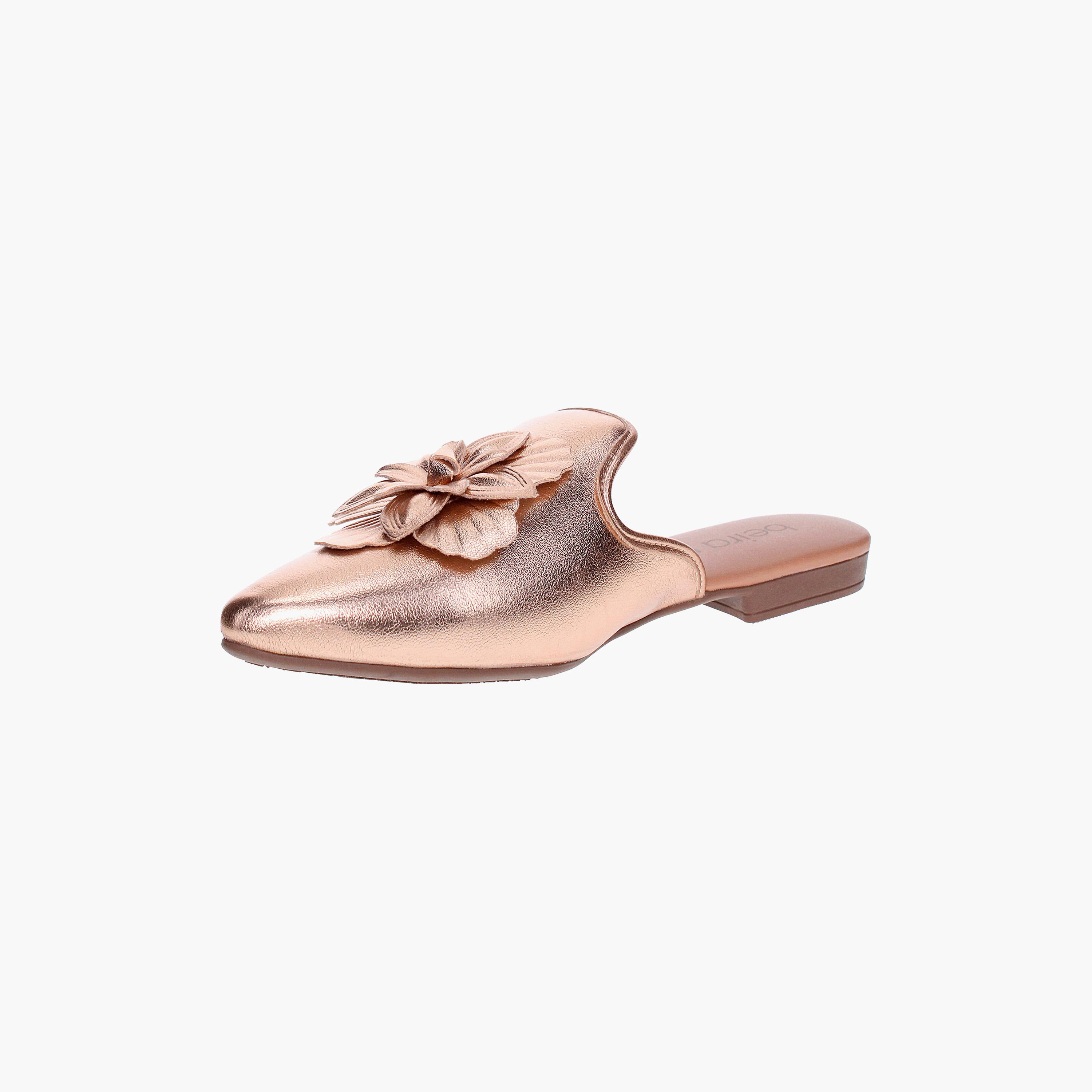 حذاء ميولز نسائي معدني من بيرا ريو مع مزين بزهور | 4134-1004-14710-women-shoes-loafersandmoccasins-image-3