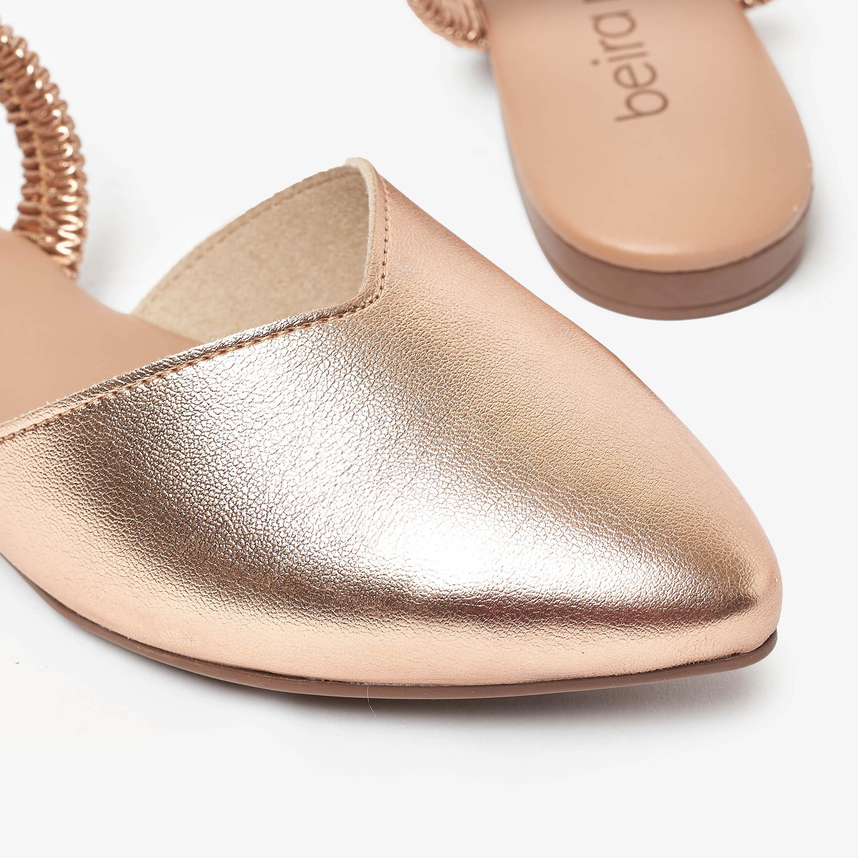 حذاء ميولز من بيرا ريو نسائي بمقدمة مدببة مع حزام خلفي | 4134-446-14710-women-shoes-sandals-flats-image-5
