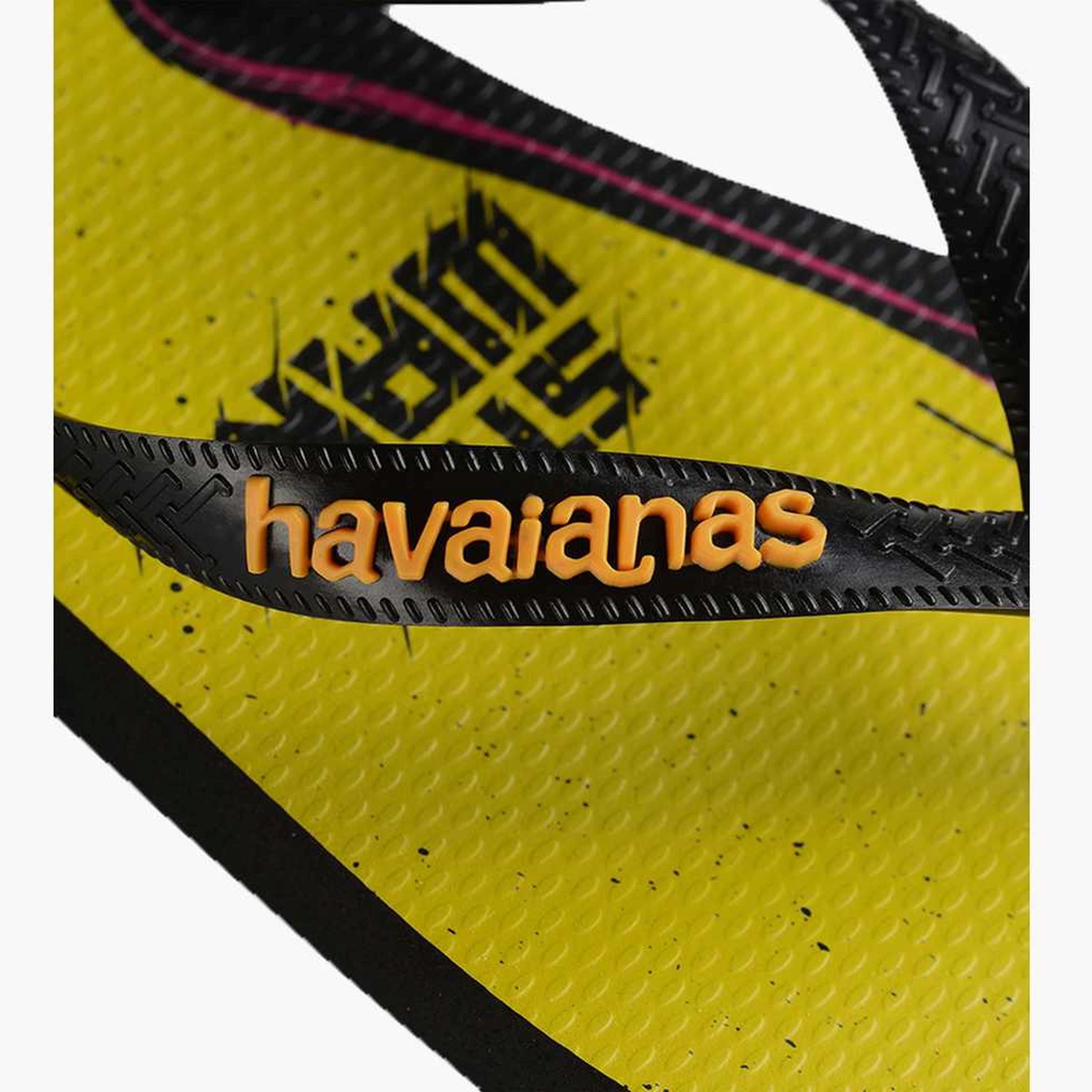 Havaianas Kids Slip-On Star Wars Thong Slippers | 4135185.2127-boys-shoes-flipflopsandslides-image-5