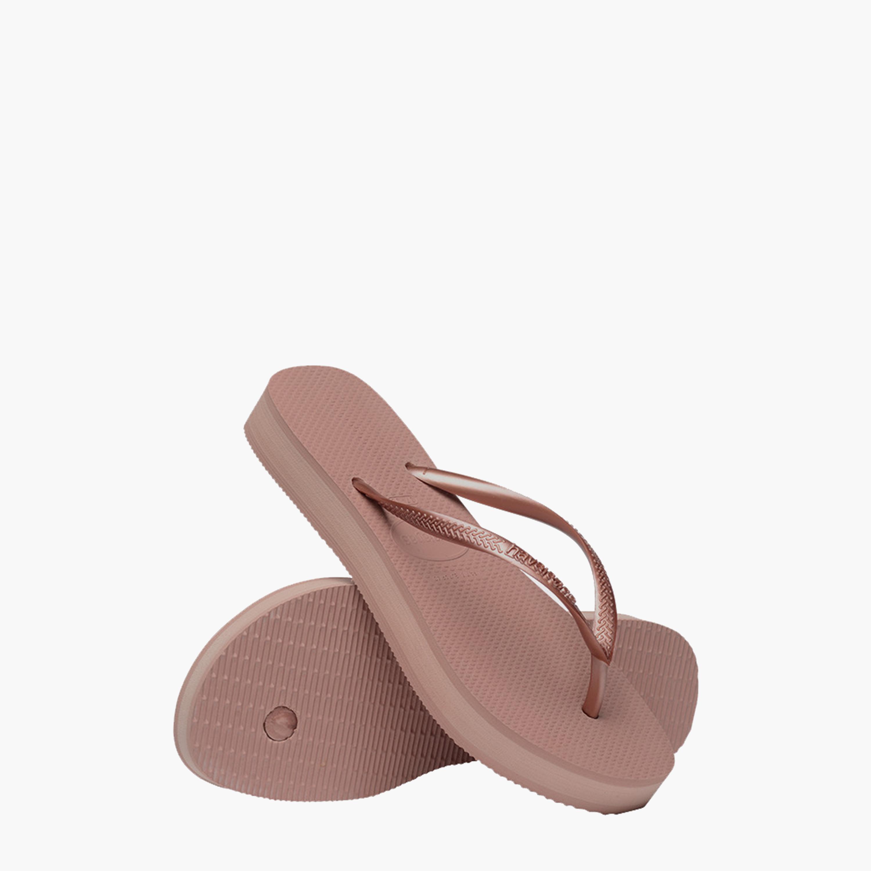 هافاياناس- شبشب اصبع للنساء سهل الارتداء | 4144537.3544-women-shoes-flipflopsandslides-image-5