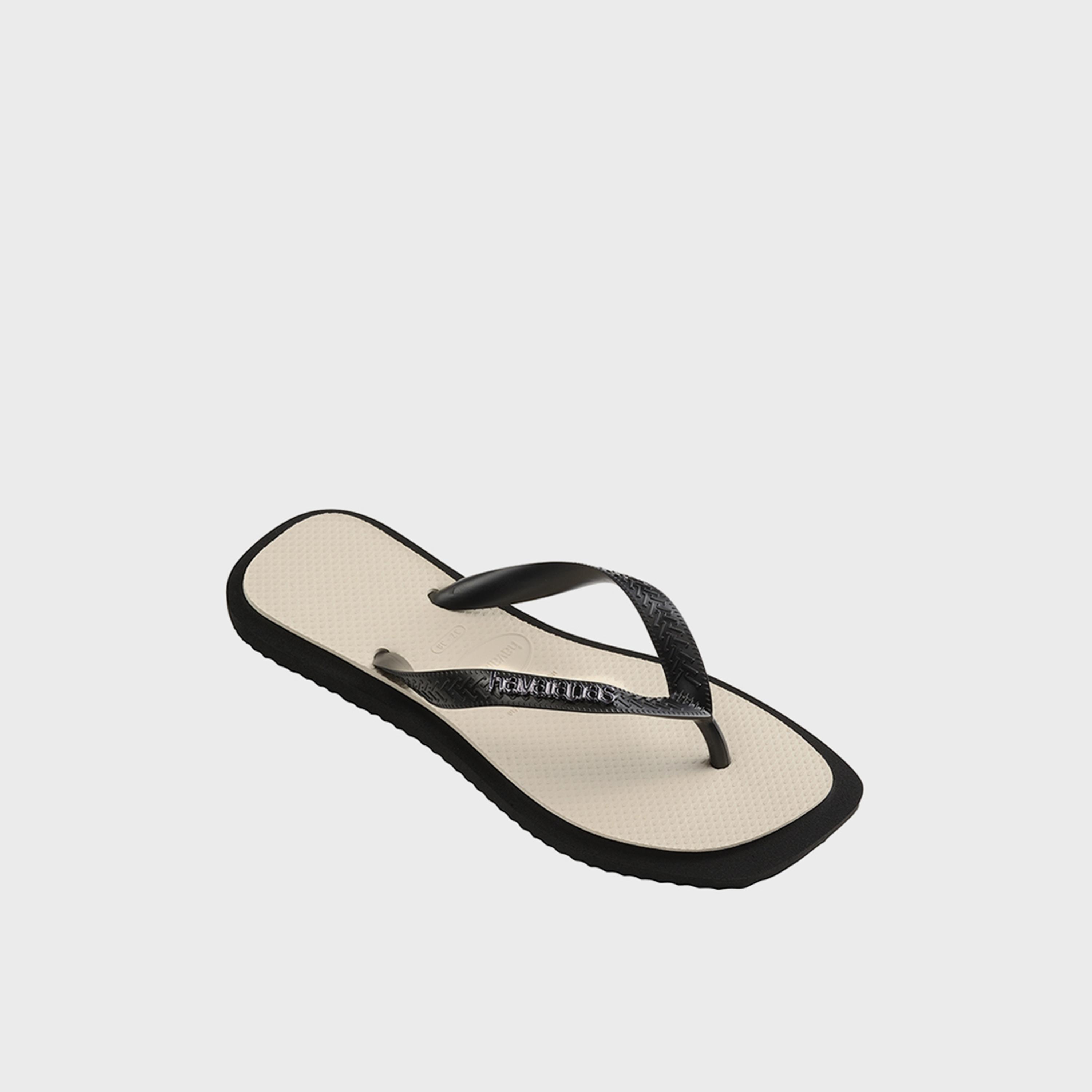 هافاياناس - شبشب نسائي مسطح سهل الارتداء | 4149944-0090-women-shoes-flipflopsandslides-image-2