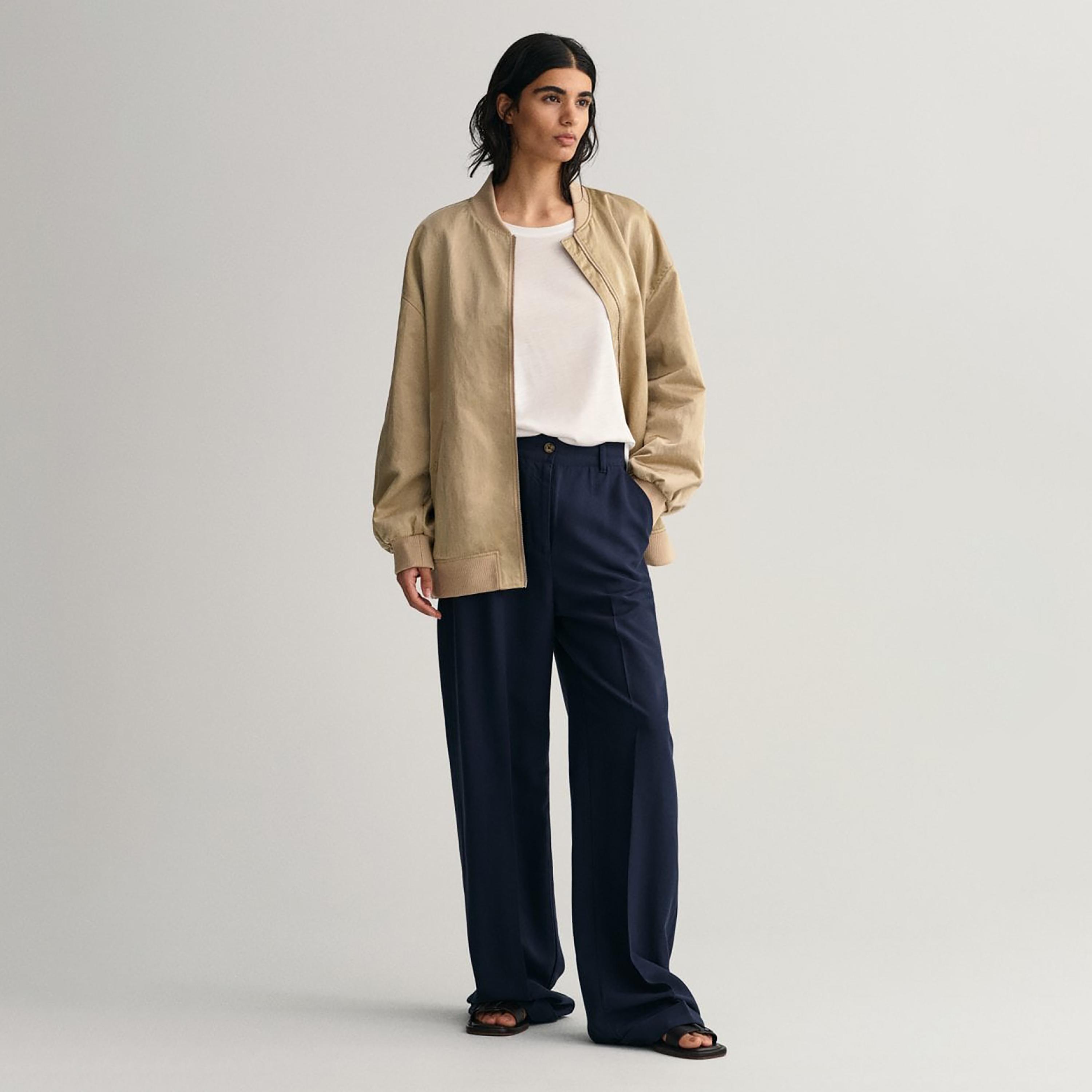 Gant Plain Mid-Rise Buttoned Pants-women-clothing-bottoms-trousers-image-2