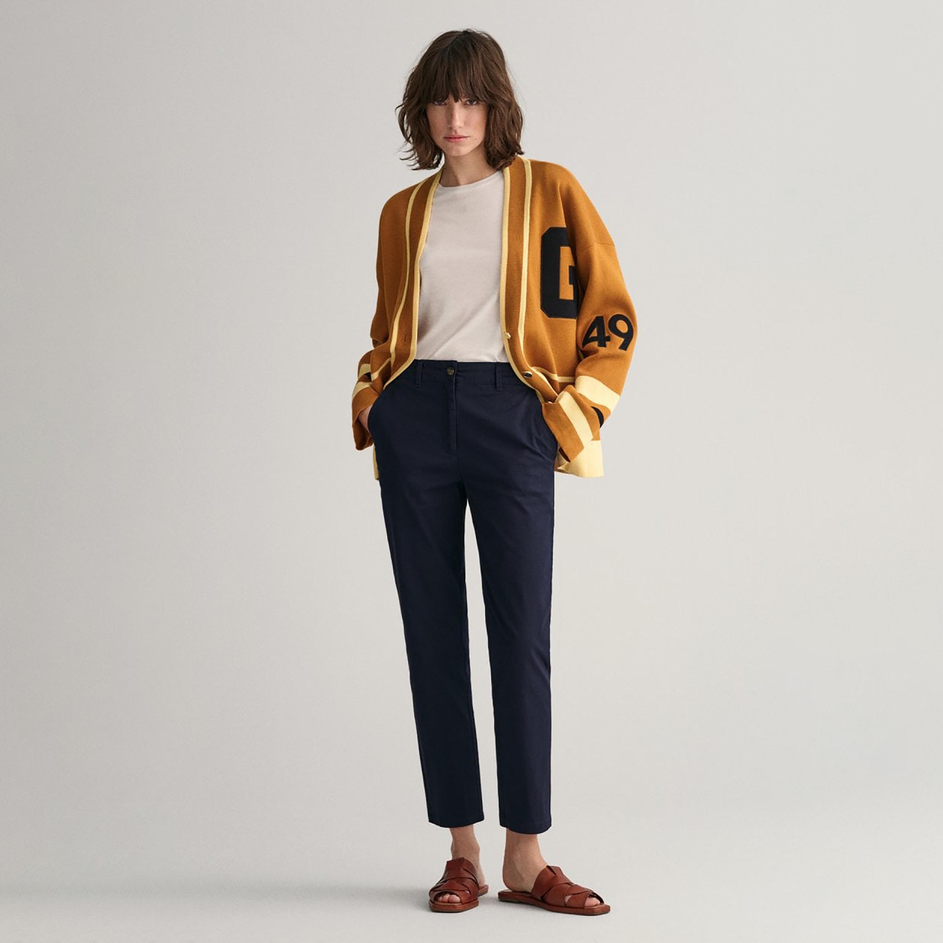 Gant Plain Mid-Rise Buttoned Chinos-women-clothing-bottoms-trousers-image-2