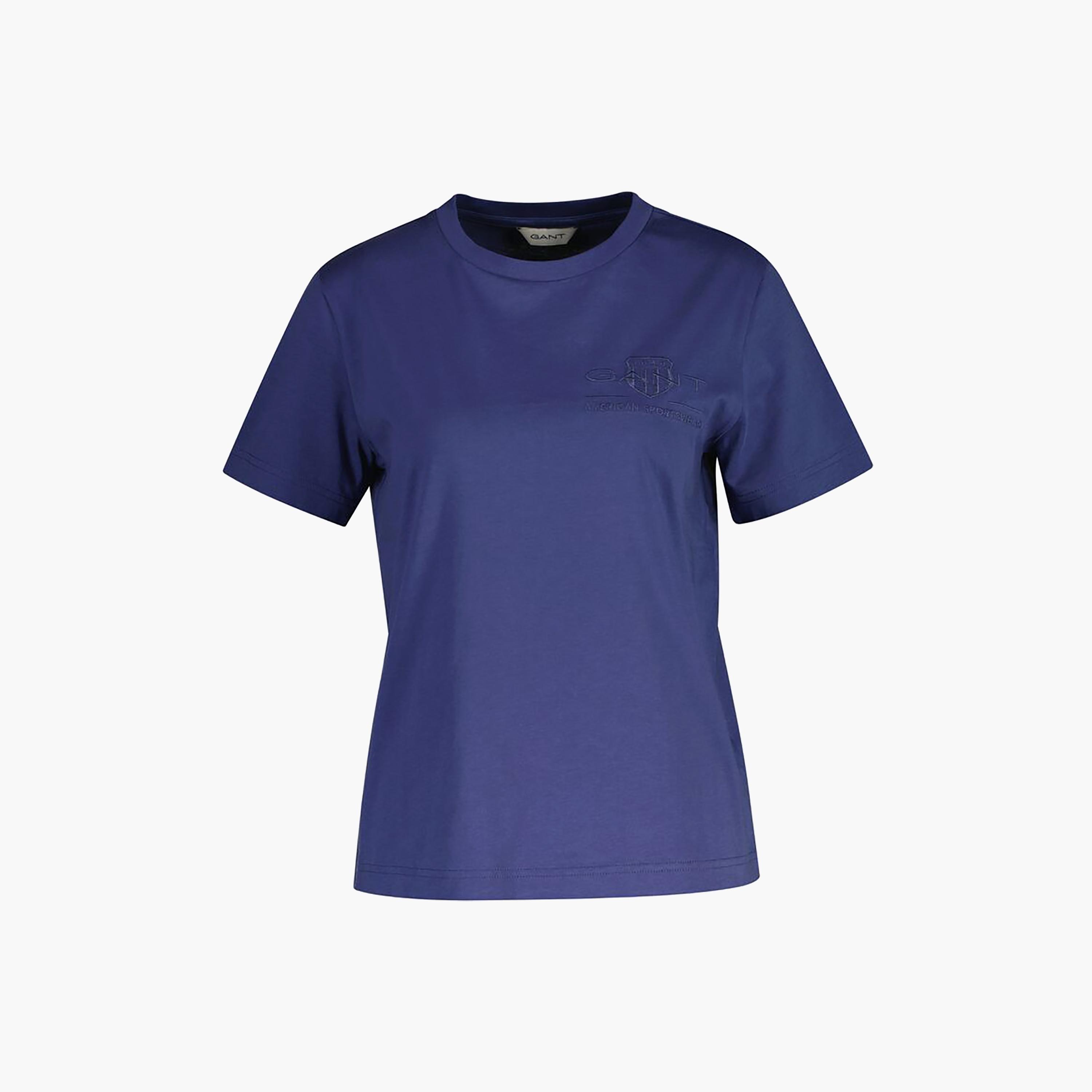 تي شيرت نسائي بأكمام قصيرة وياقة مستديرة وشعار درع مطرز من Gant-women-clothing-tshirts-image-8