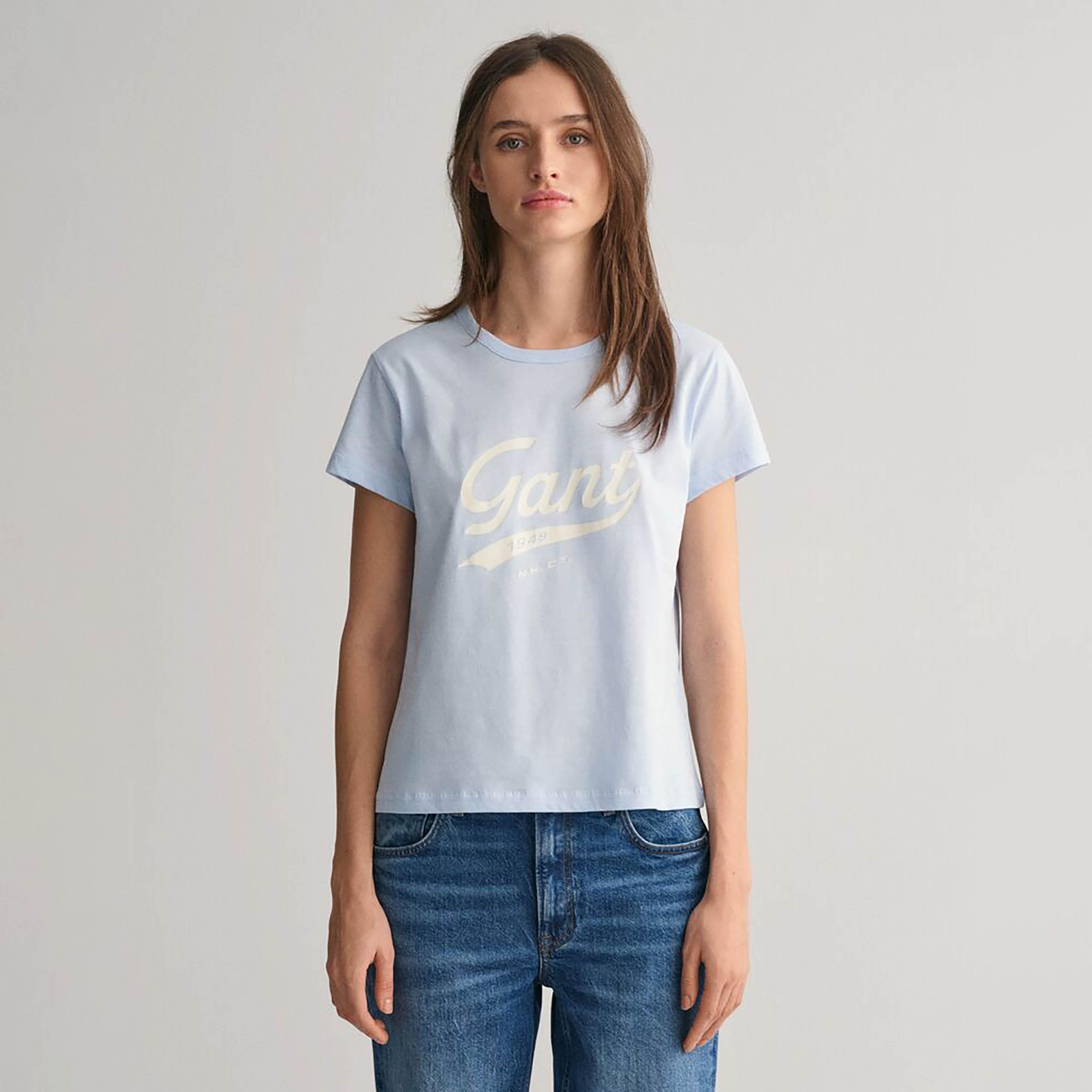 تي شيرت نسائي برقبة دائرية وأكمام قصيرة وطبعة شعار Gant-women-clothing-tshirts-image-3