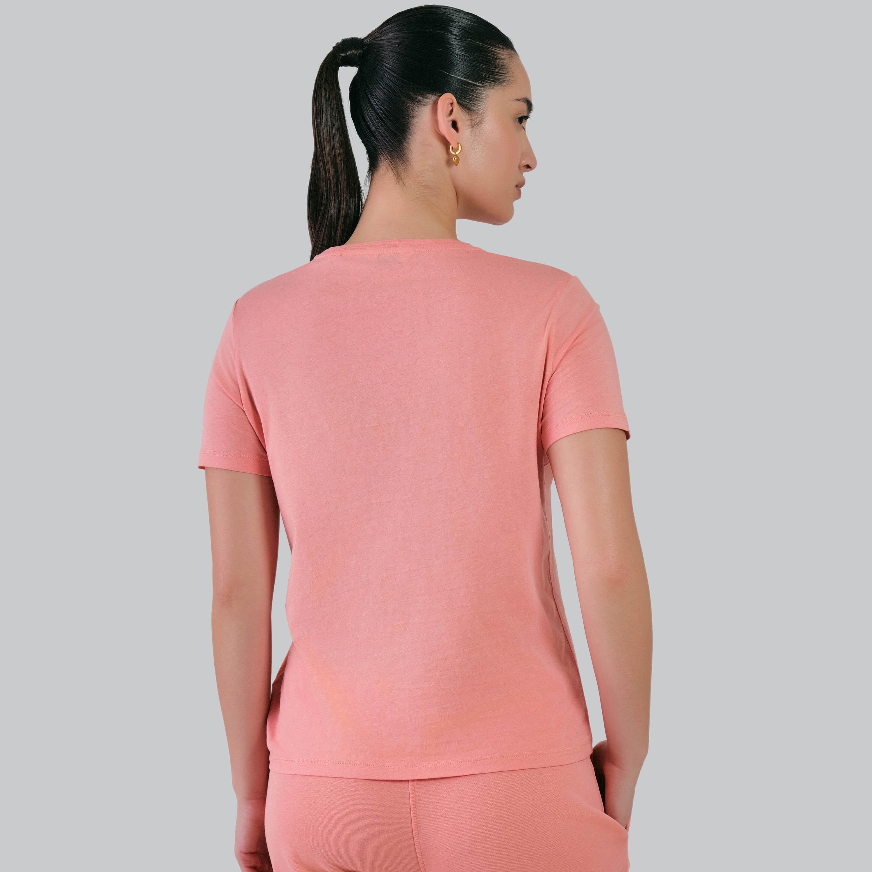Gant G-Text Print Round Neck Short Sleeves Women's T-Shirt-women-clothing-tshirts-image-11