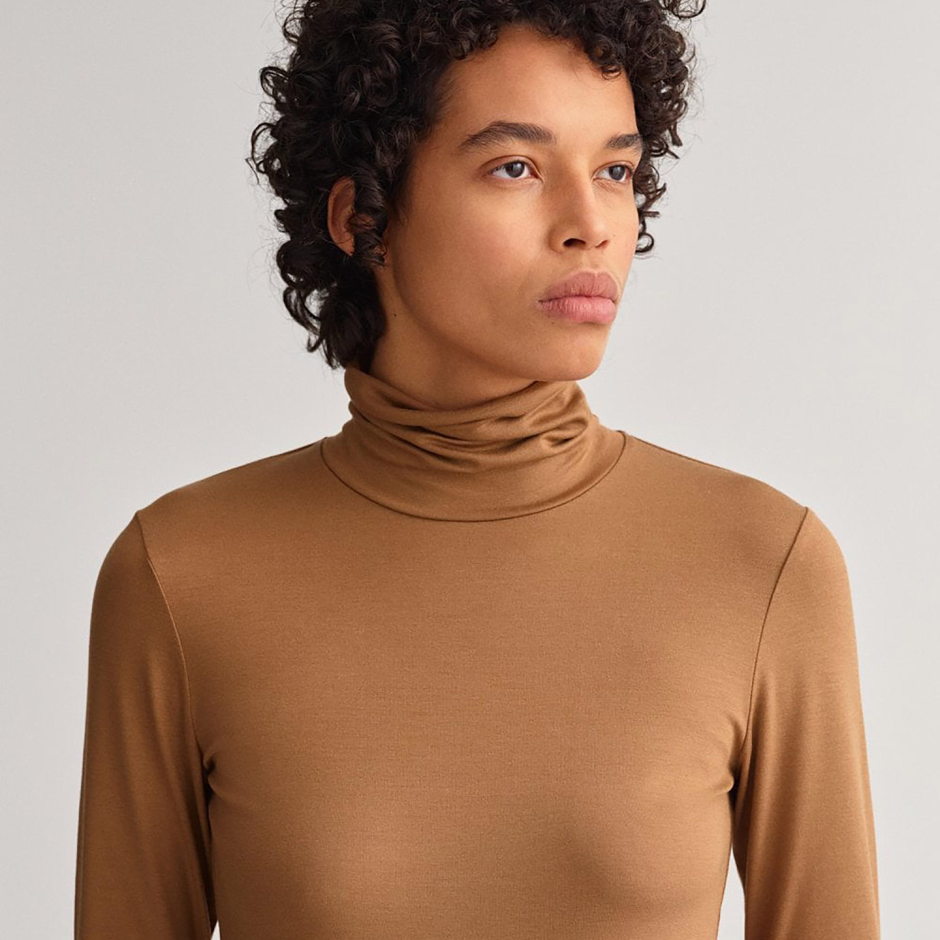 Gant Plain Turtle Neck Long Sleeves T-Shirt-women-clothing-tshirts-image-3