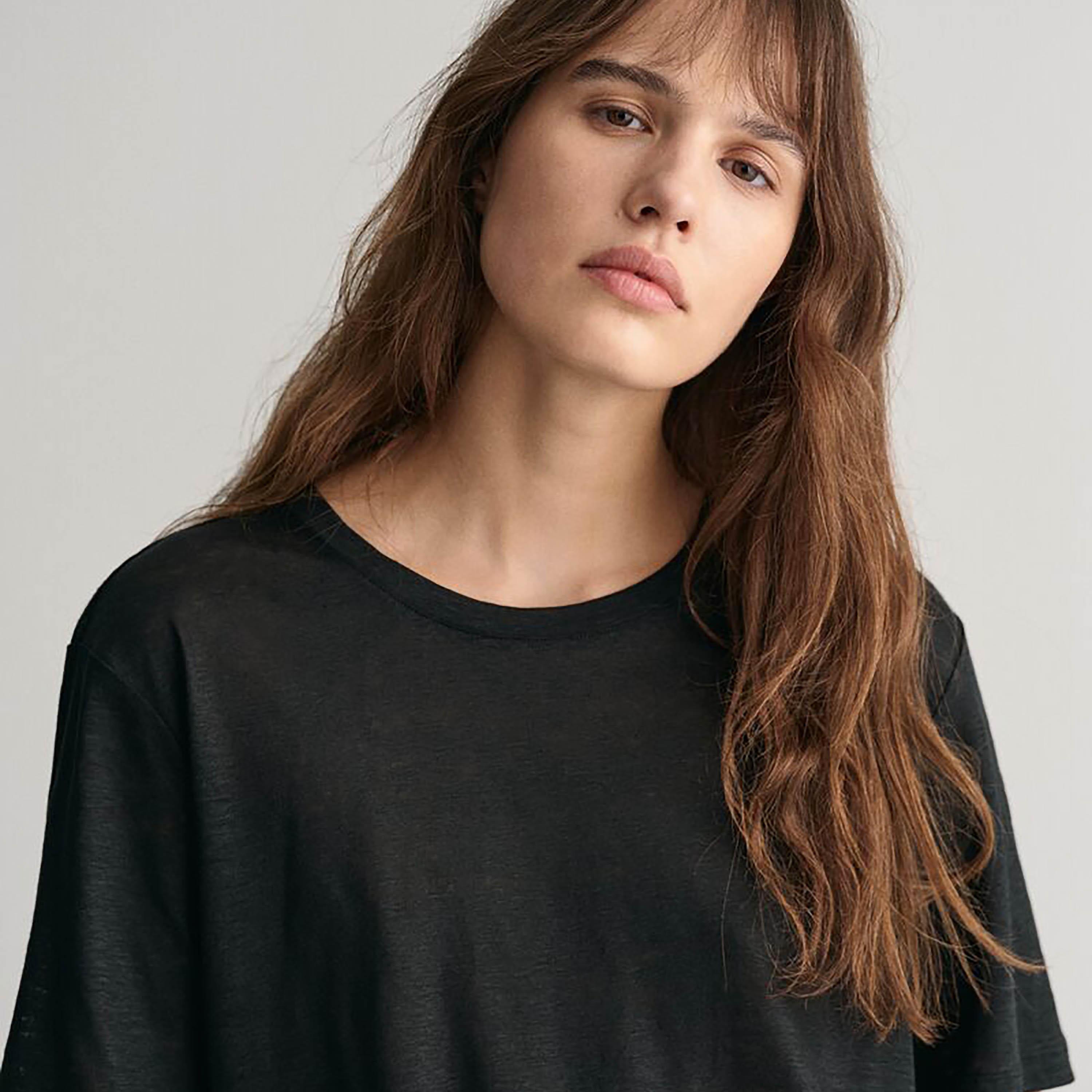 Gant Plain Round Neck Short Sleeves Women's T-Shirt-women-clothing-tshirts-image-12