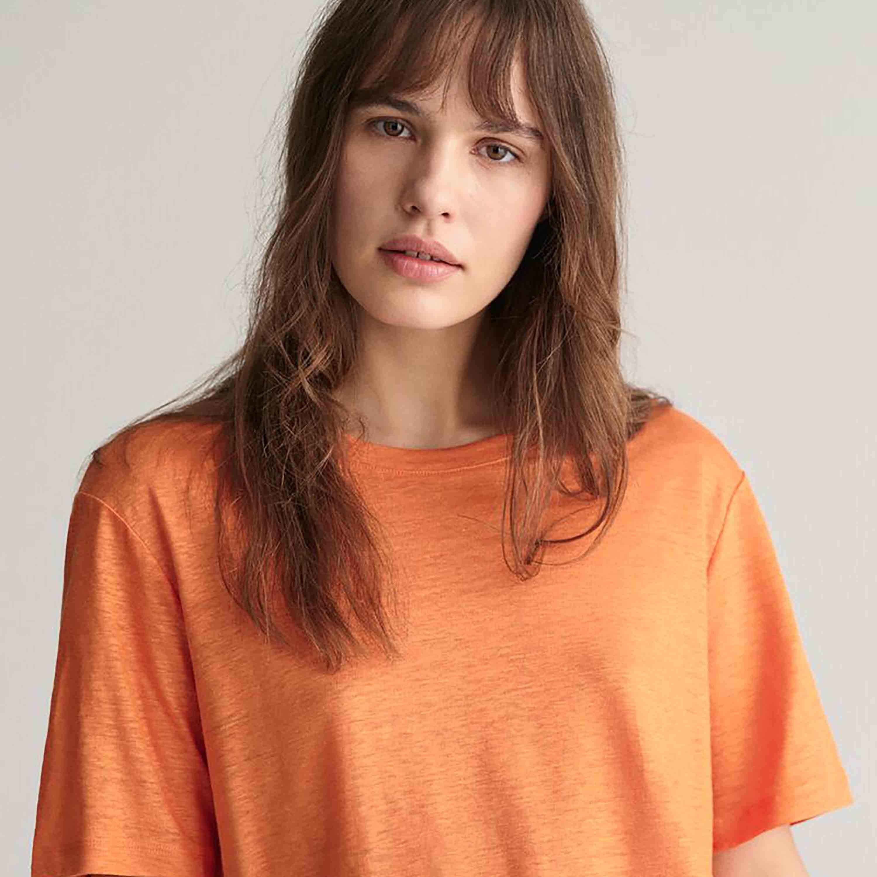 Gant Plain Round Neck Short Sleeves Women's T-Shirt-women-clothing-tshirts-image-8