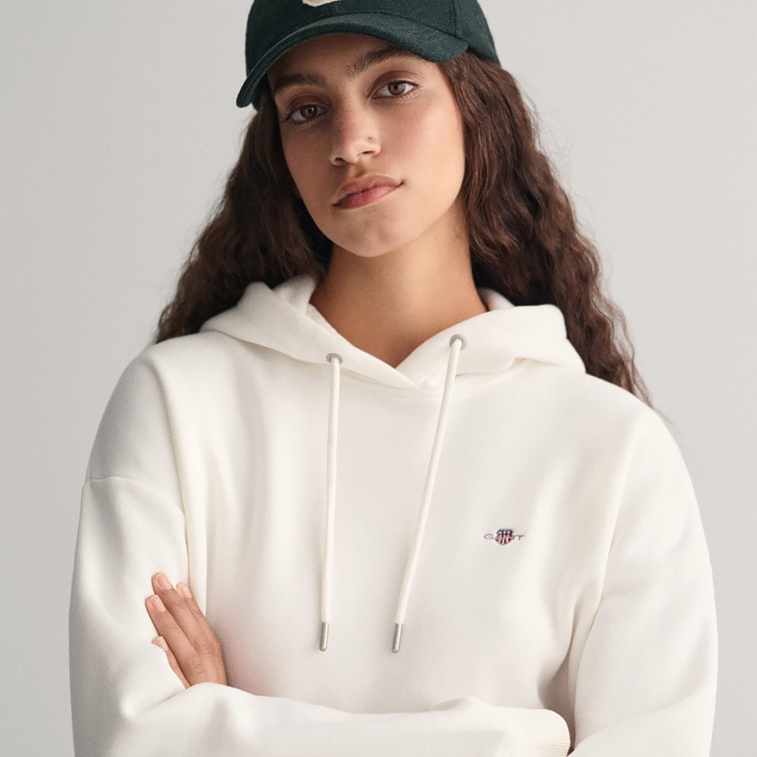 هودي بأكمام طويلة وشعار جانت مع جيب الكنغر-women-clothing-hoodiesandsweatshirts-hoodies-image-3