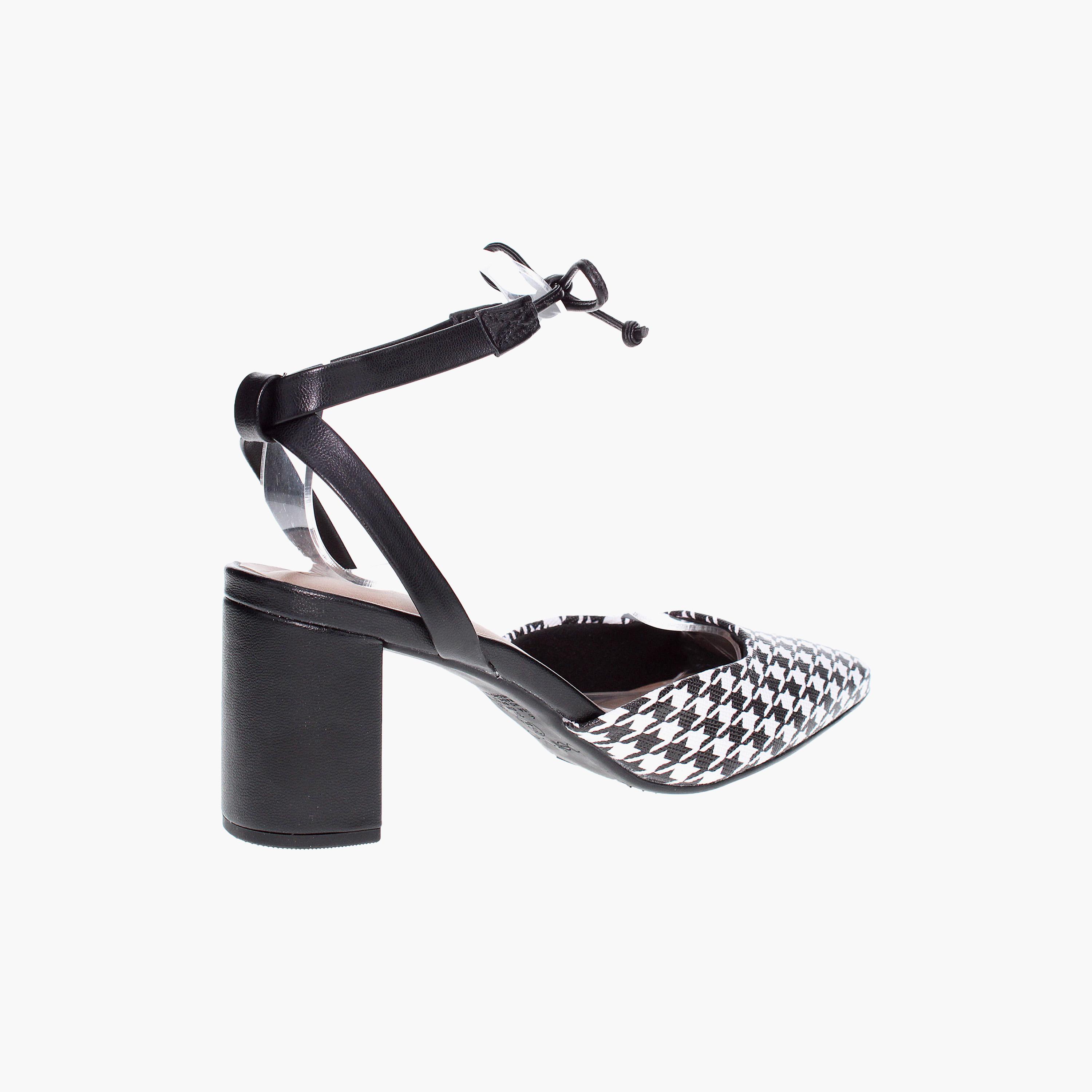 حذاء بمبز نسائي من بيرا ريو بكعب بلوك مع رباط للكاحل | 4241-222-26076-women-shoes-heels-image-2