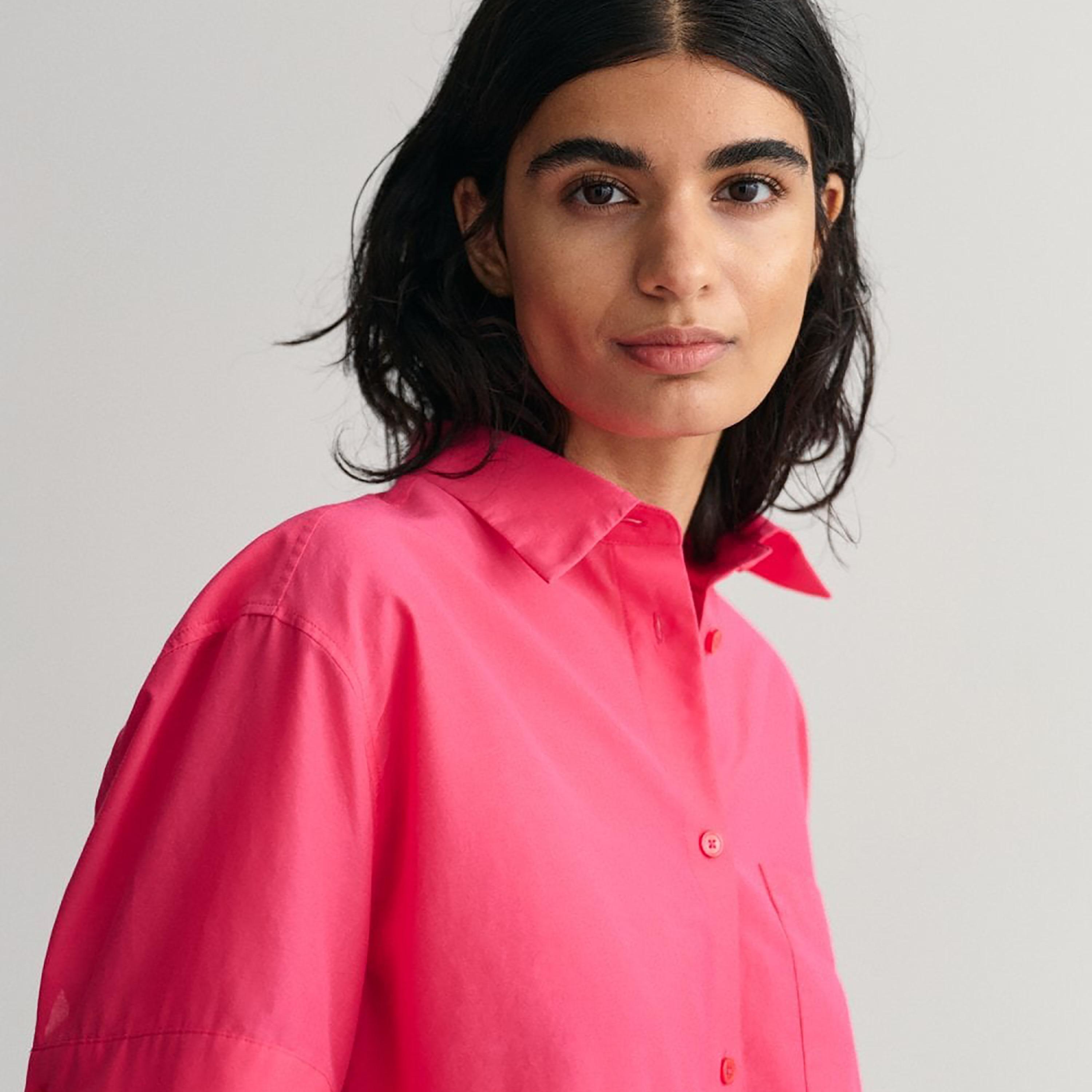 قميص نسائي بأكمام قصيرة بياقة بسيطة من غانت مريح-women-clothing-shirtsandblouses-shirts-image-7
