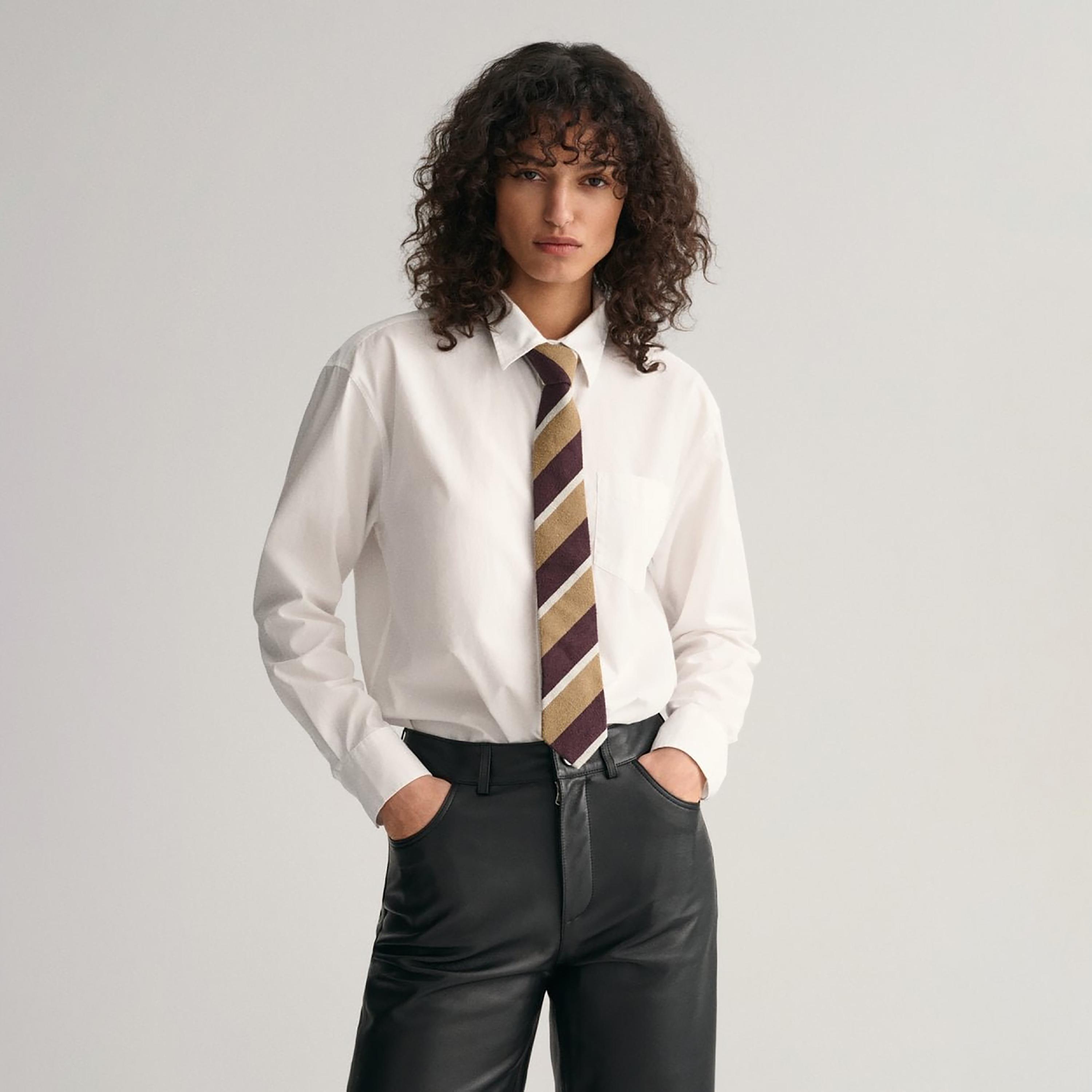 قميص حريمي بقصة مريحة بياقة مسطحة وأكمام طويلة، سادة من جانت-women-clothing-shirtsandblouses-shirts-image-1
