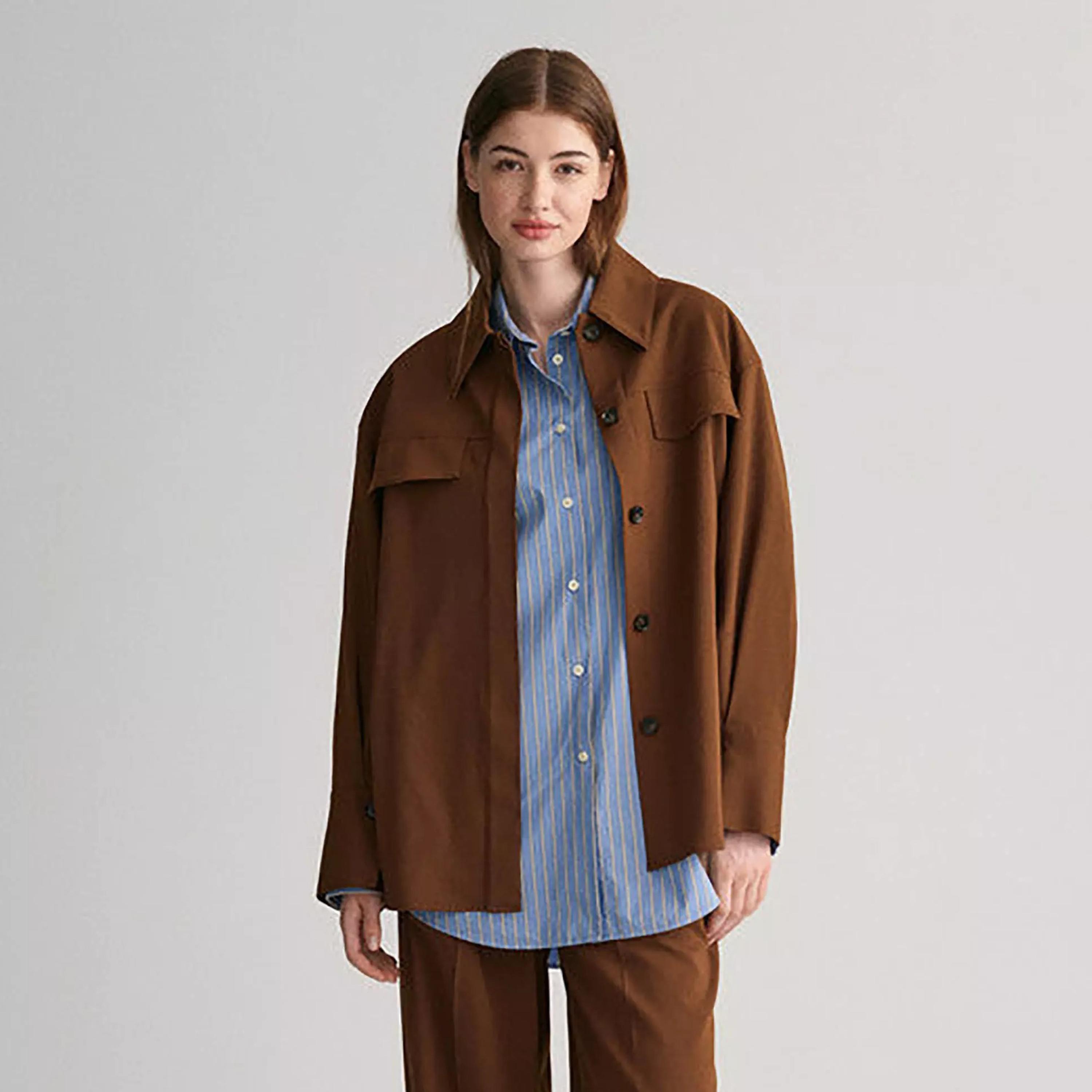 قميص نسائي بأكمام طويلة وياقة مريحة من Gant-women-clothing-shirtsandblouses-shirts-image-1