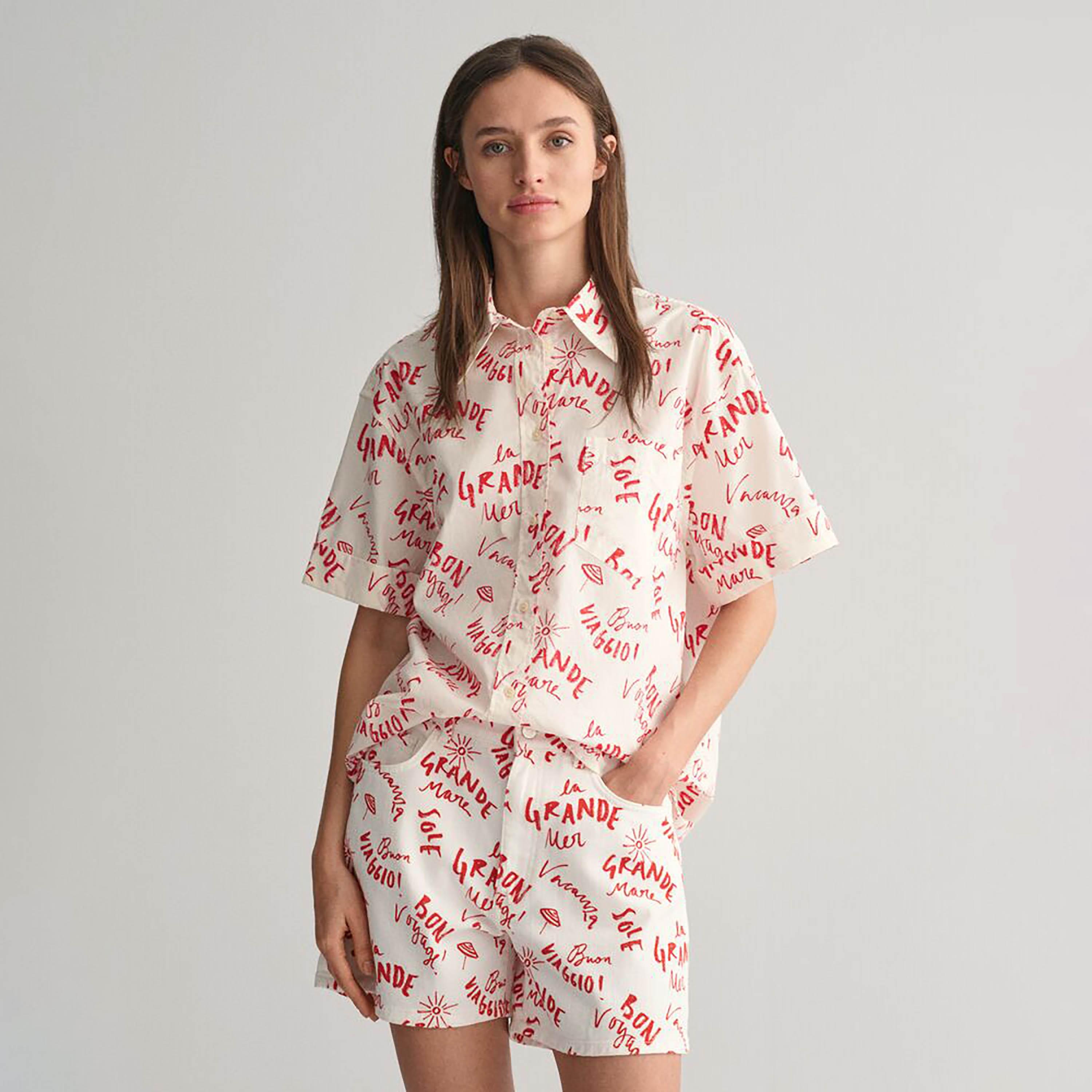 قميص نسائي بأكمام قصيرة وياقة وطباعة مطبعية من Gant-women-clothing-shirtsandblouses-shirts-image-1