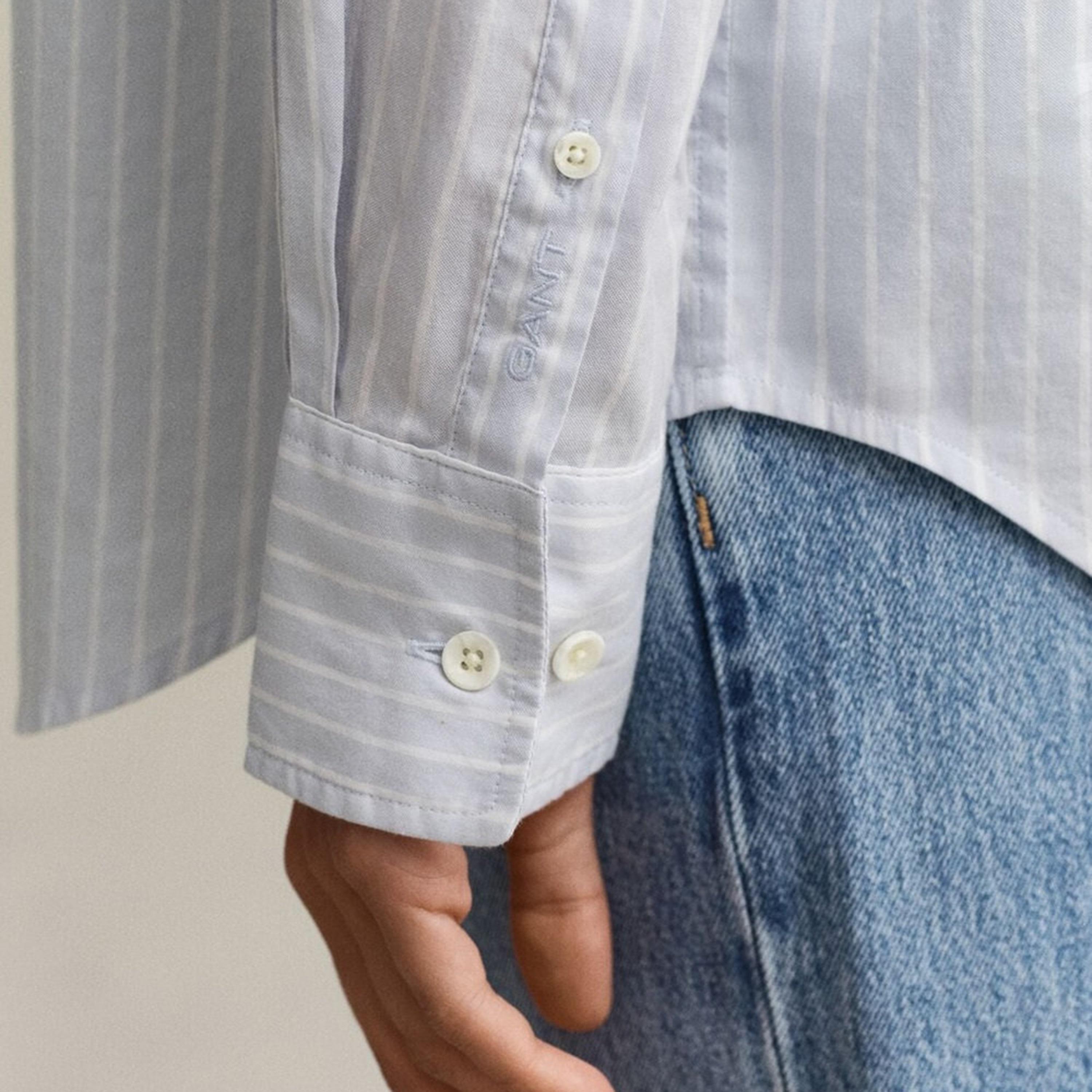 قميص نسائي بقصة مريحة ومخطط بياقة بأزرار وأكمام طويلة من غانت-women-clothing-shirtsandblouses-shirts-image-6