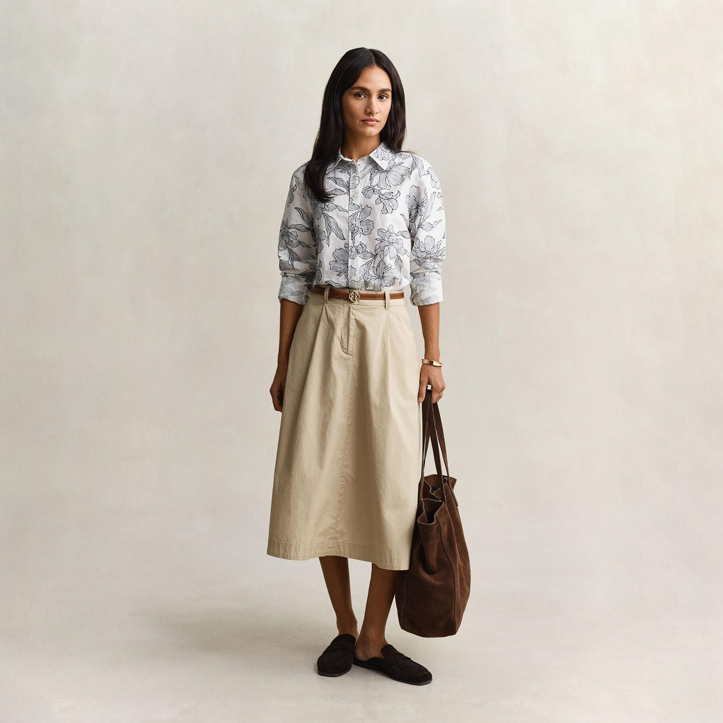 قميص كتان نسائي بقصة عادية وبطبعة زهور وياقة مدببة وأكمام طويلة من غانت-women-clothing-shirtsandblouses-shirts-image-3