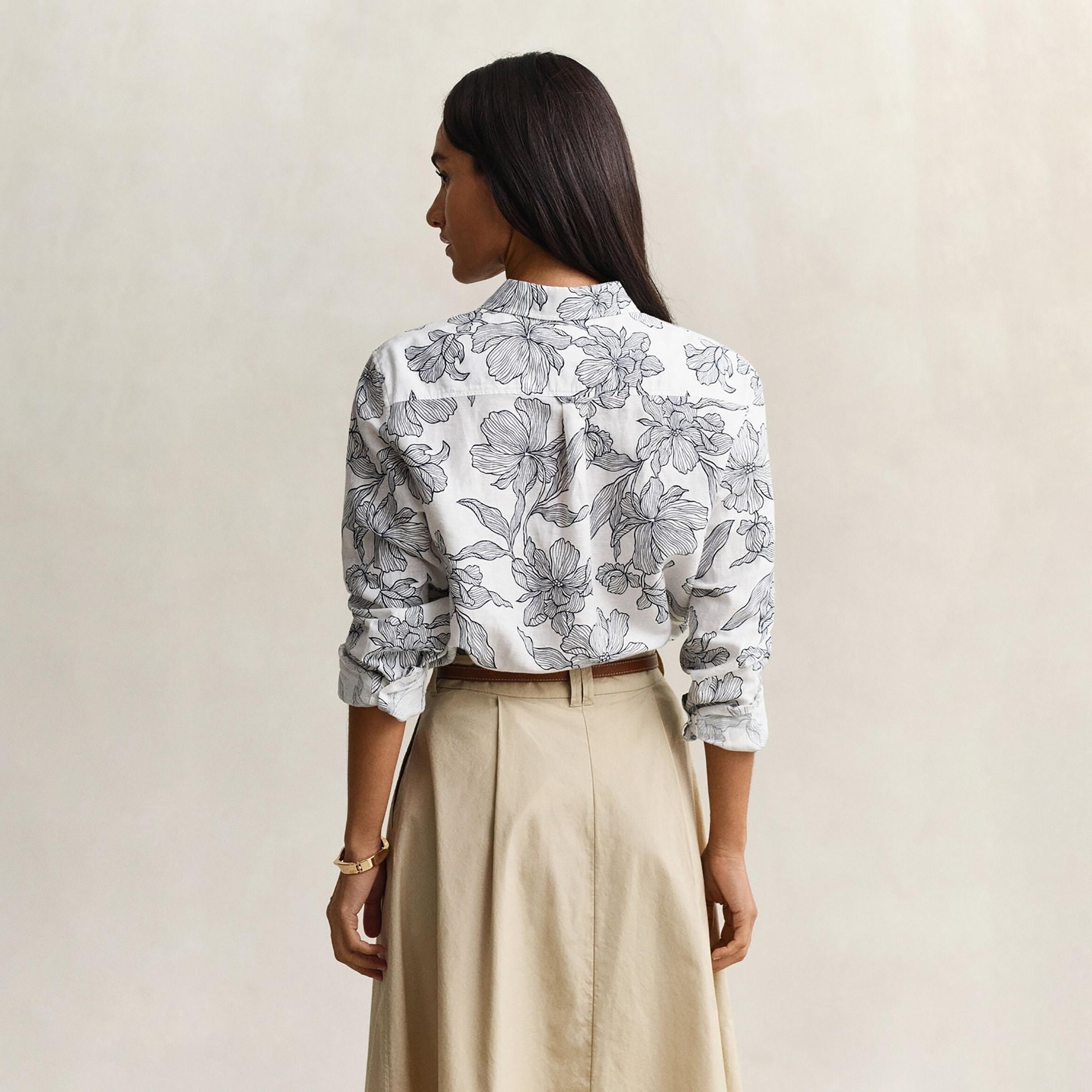قميص كتان نسائي بقصة عادية وبطبعة زهور وياقة مدببة وأكمام طويلة من غانت-women-clothing-shirtsandblouses-shirts-image-4