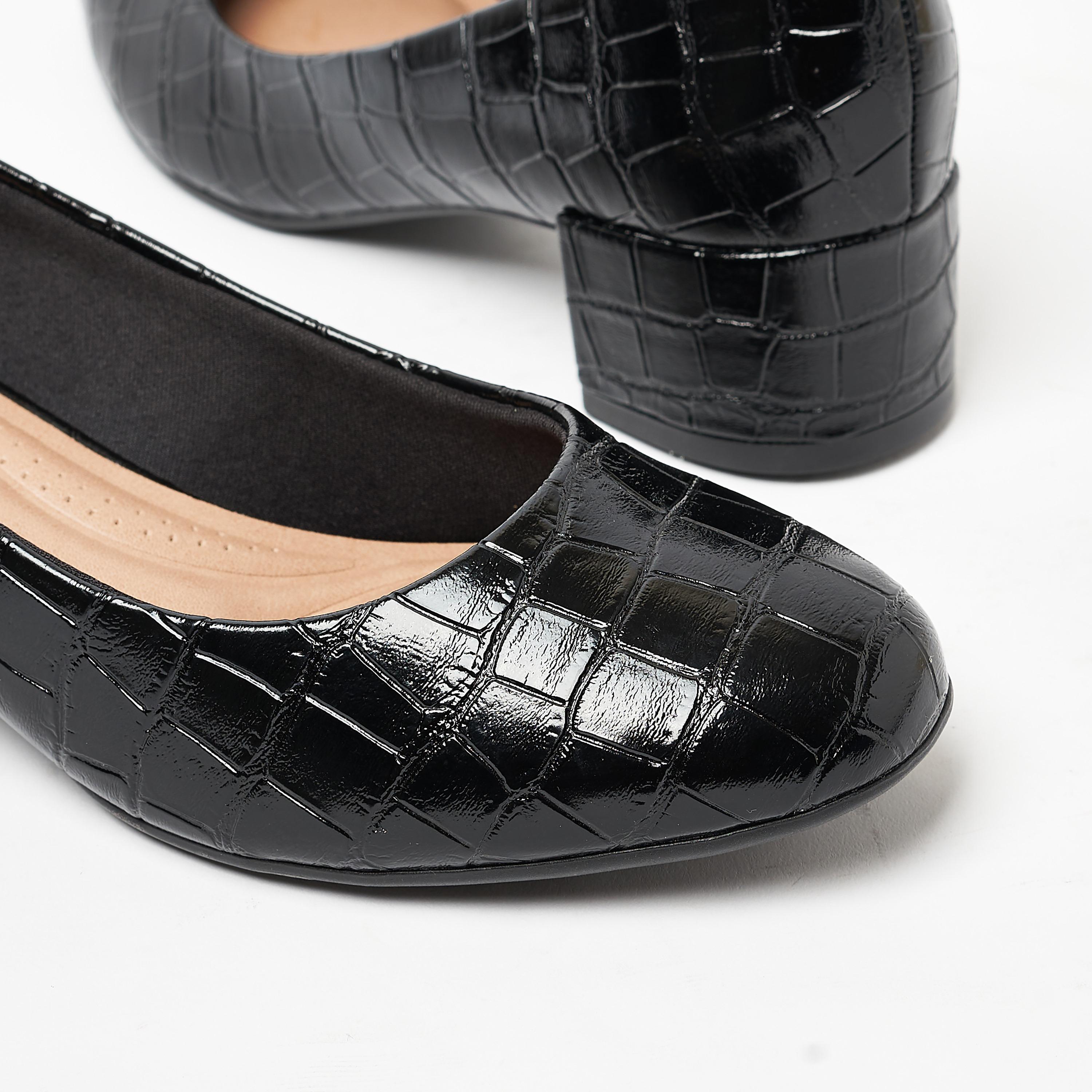 حذاء بامبز نسائي من بيرا ريو بكعب عريض ومنسوج من جلد التمساح | 4301-100-25666-women-shoes-heels-image-5