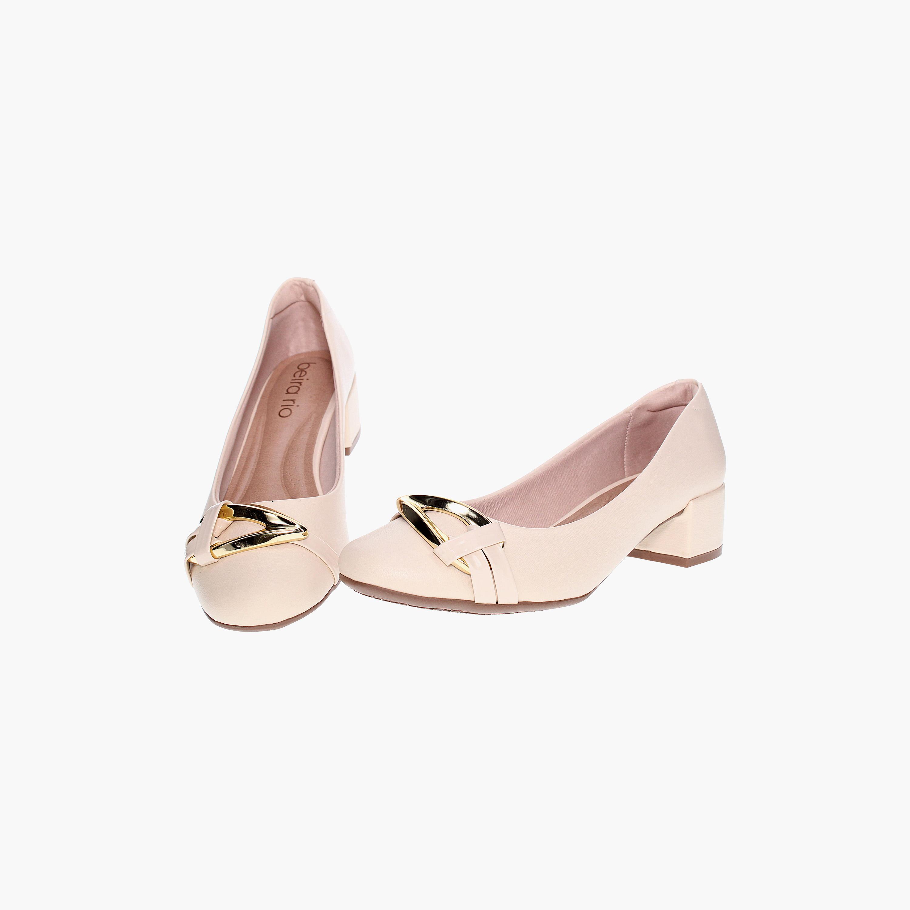 حذاء بمبز نسائي بكعب بلوك من بيرا ريو مع مزين بإبزيم ذهبي | 4301-105-9569-women-shoes-heels-image-4