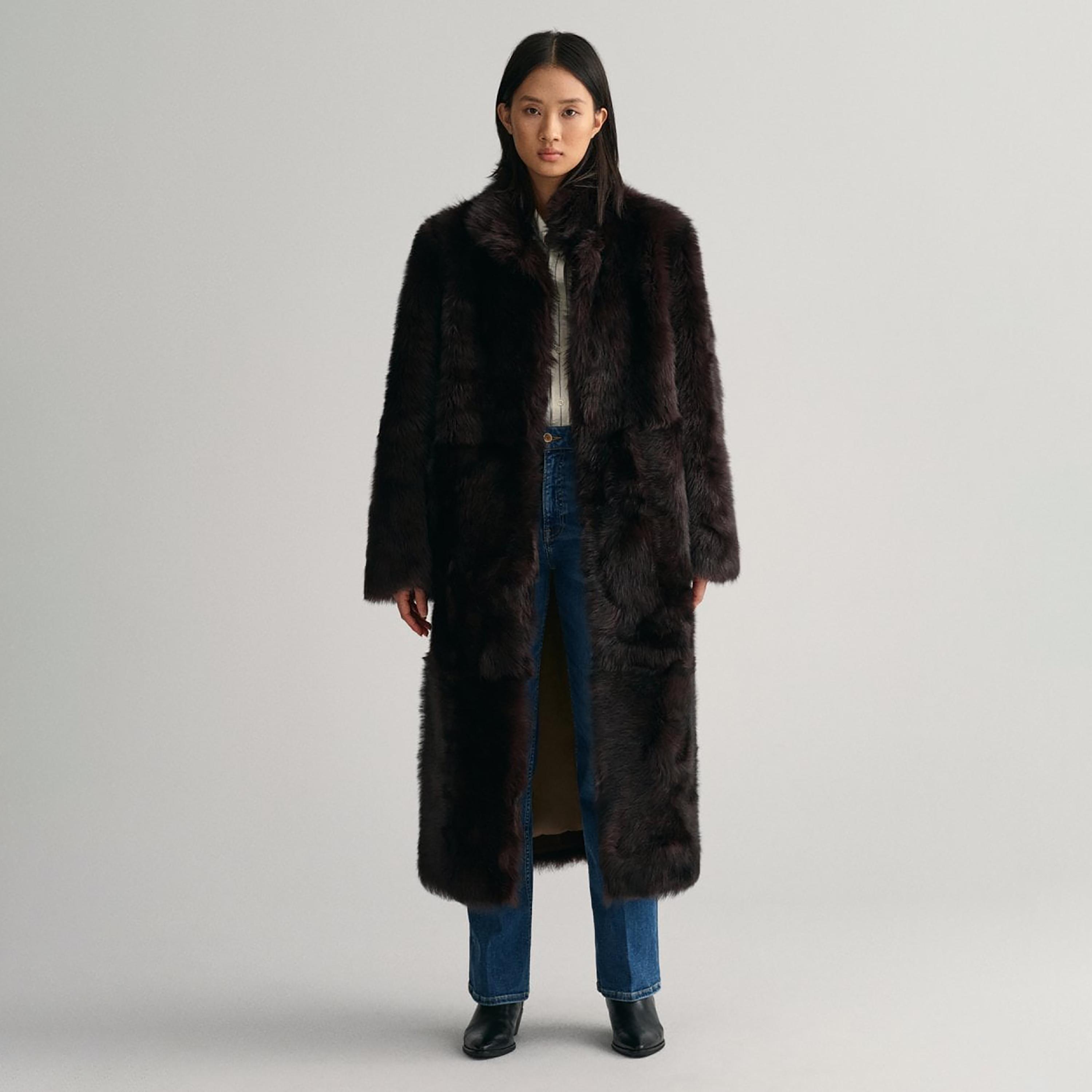 معطف شيرلينغ ذات ياقة وتفاصيل فرو من جانت-women-clothing-coatsandjackets-coats-image-1
