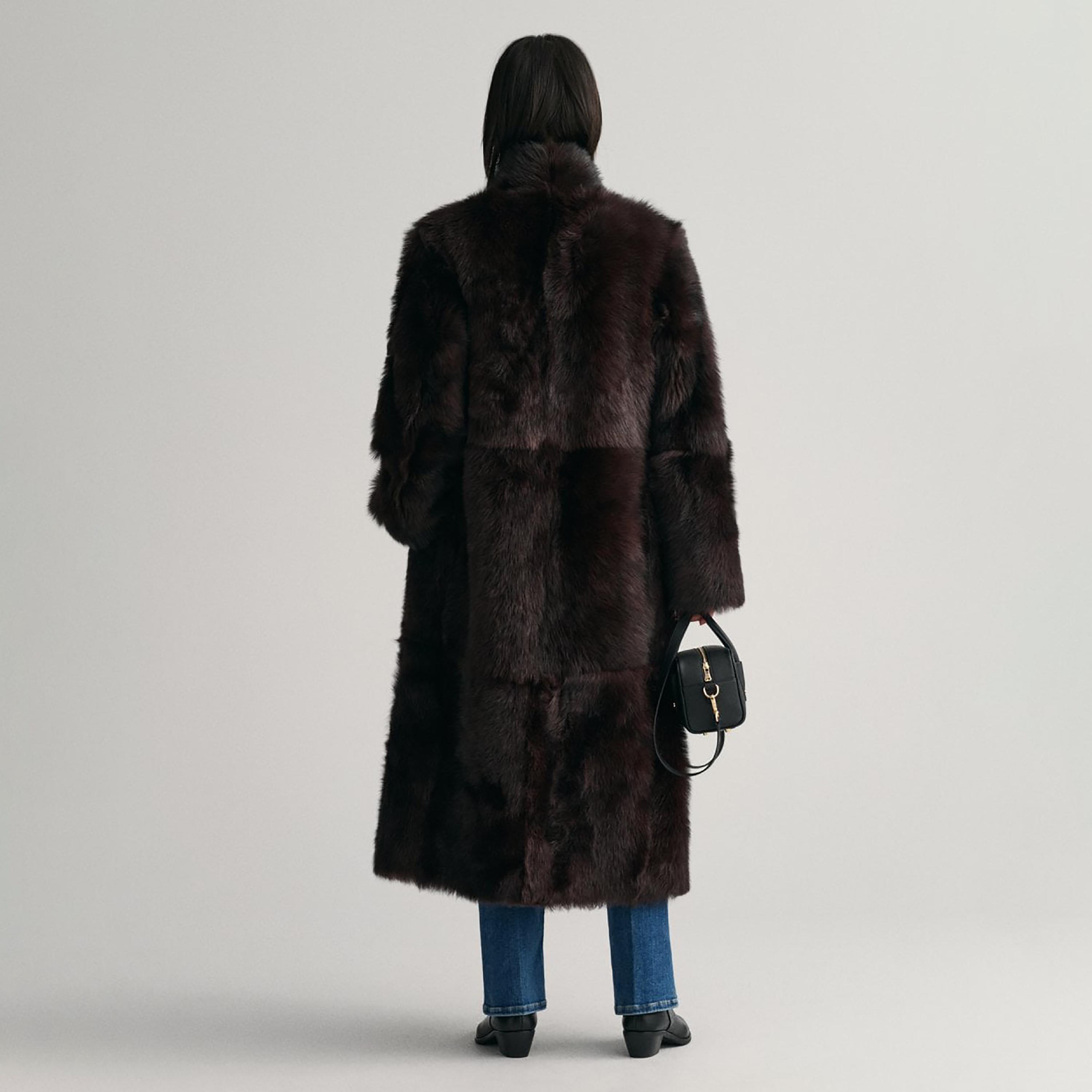 معطف شيرلينغ ذات ياقة وتفاصيل فرو من جانت-women-clothing-coatsandjackets-coats-image-1