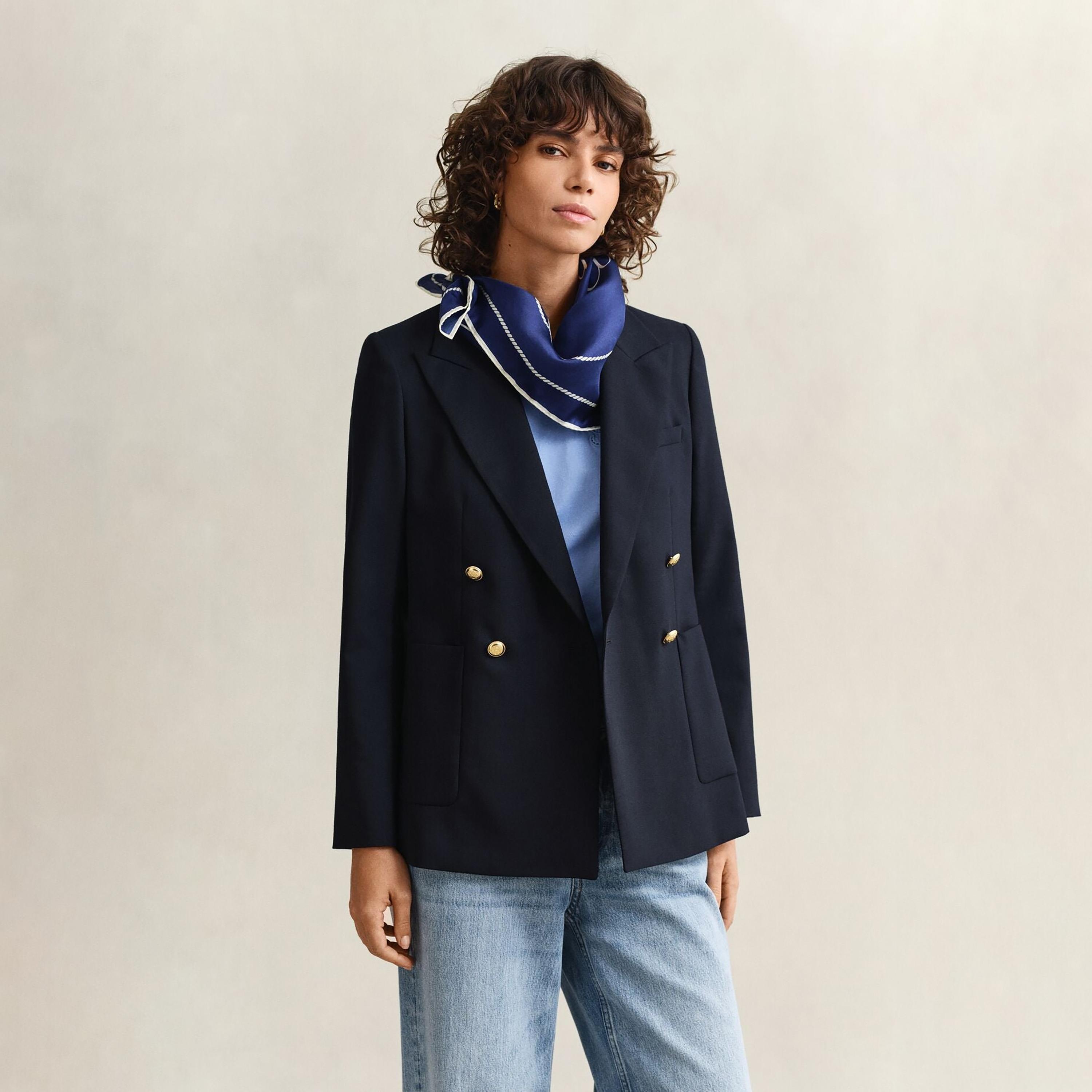 بليزر نسائي بأكمام طويلة سادة وياقة "بيك لابل" من جانت-women-clothing-coatsandjackets-blazers-image-2
