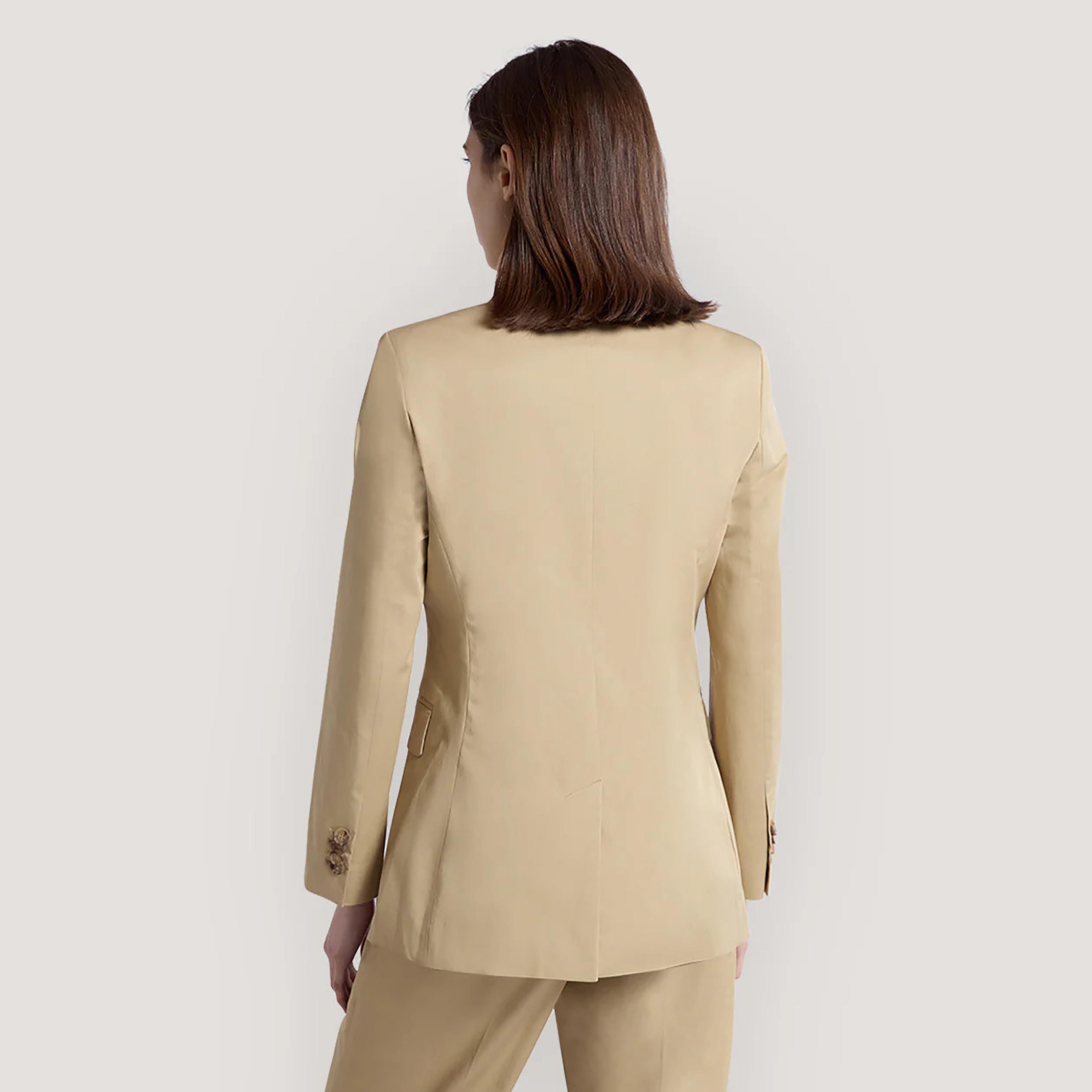 بليزر نسائي بسيط بياقة مطوية وأكمام طويلة من غانت-women-clothing-coatsandjackets-blazers-image-4