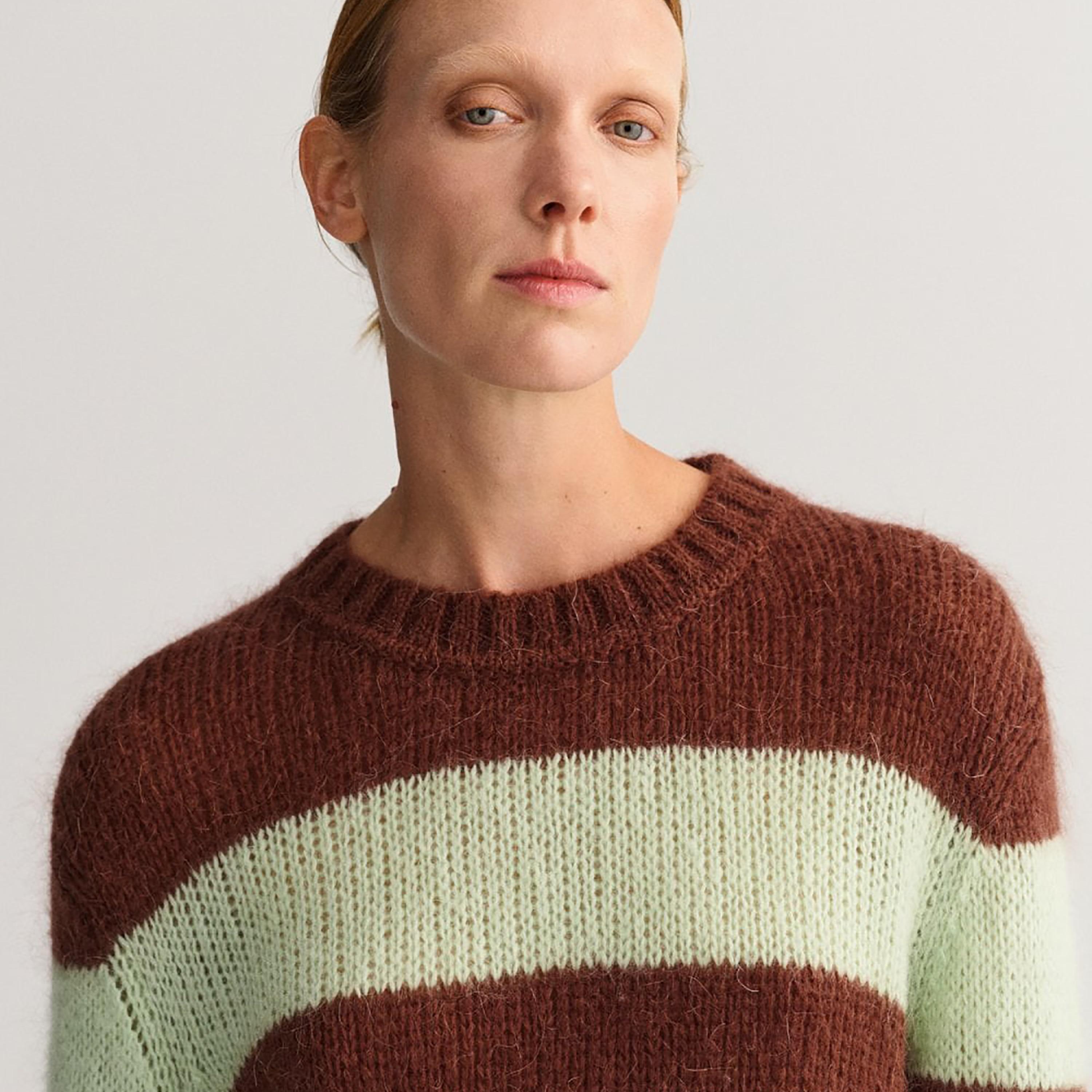 Gant Striped Crew Neck Sweater-women-clothing-cardigansandjumpers-jumpers-image-3