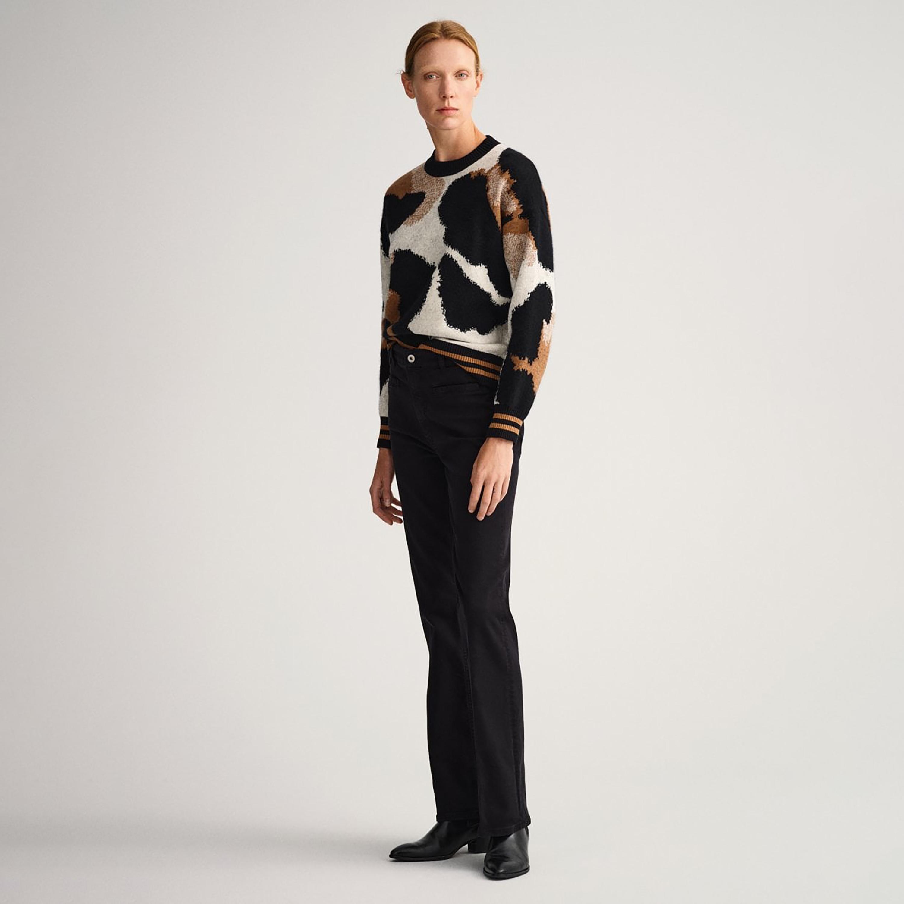 Gant Colour Block Crew Neck Sweater-women-clothing-cardigansandjumpers-jumpers-image-2
