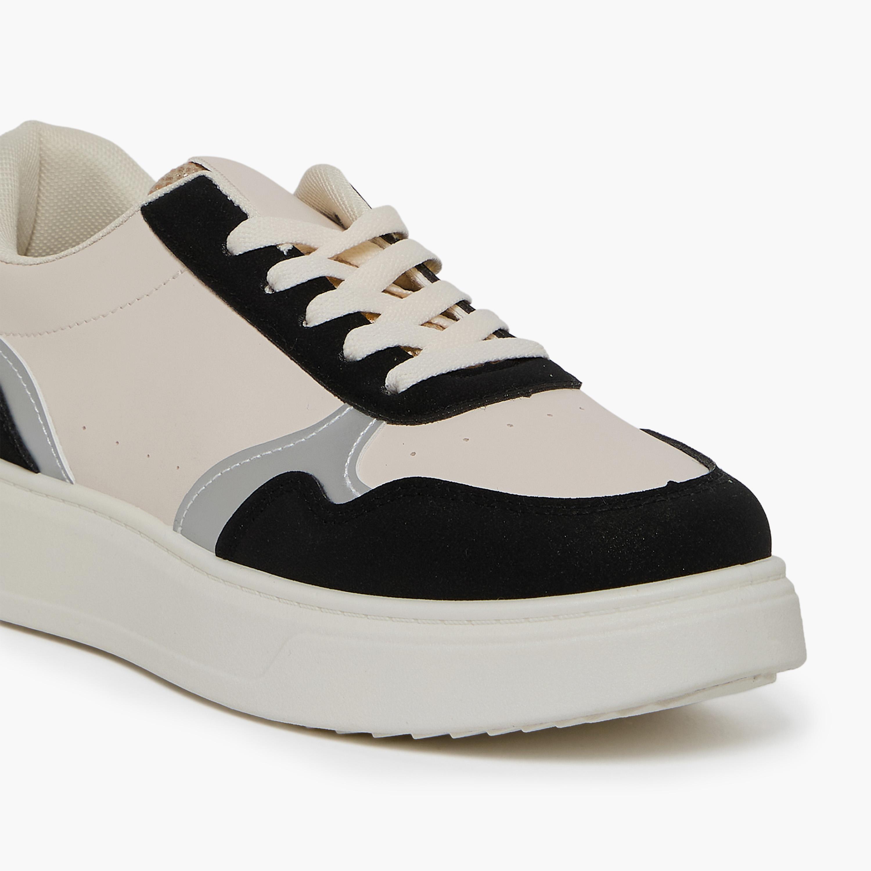 Geoomnii Women's Lace-Up Deniz Flatform Low Ankle Sneakers | 485TF311-6-BLKSLVR-women-shoes-sneakers-image-2
