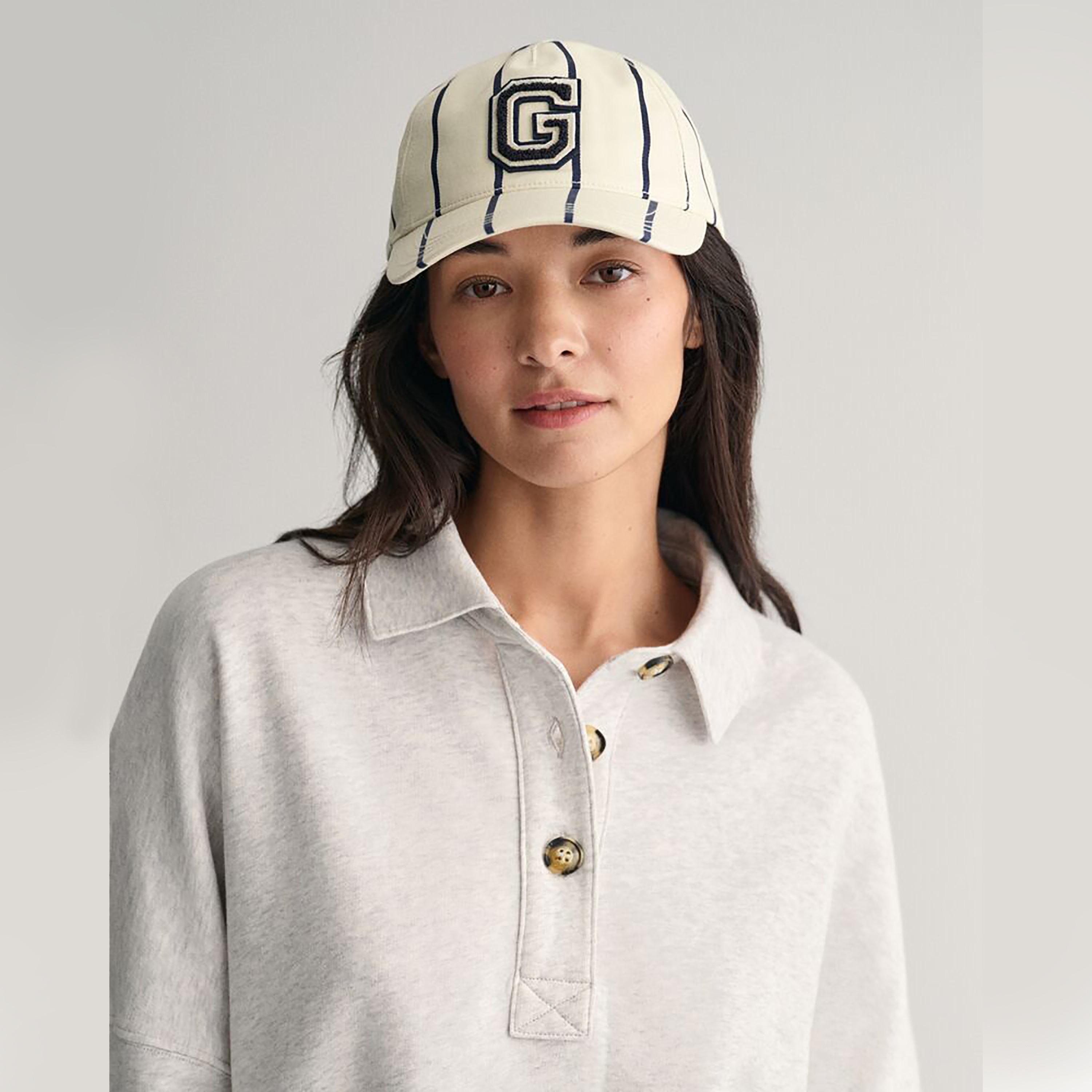 قبعة بيسبول قطنية مخططة ونص G | 4900088-غان-women-clothingaccessories-capsandhats-image-3