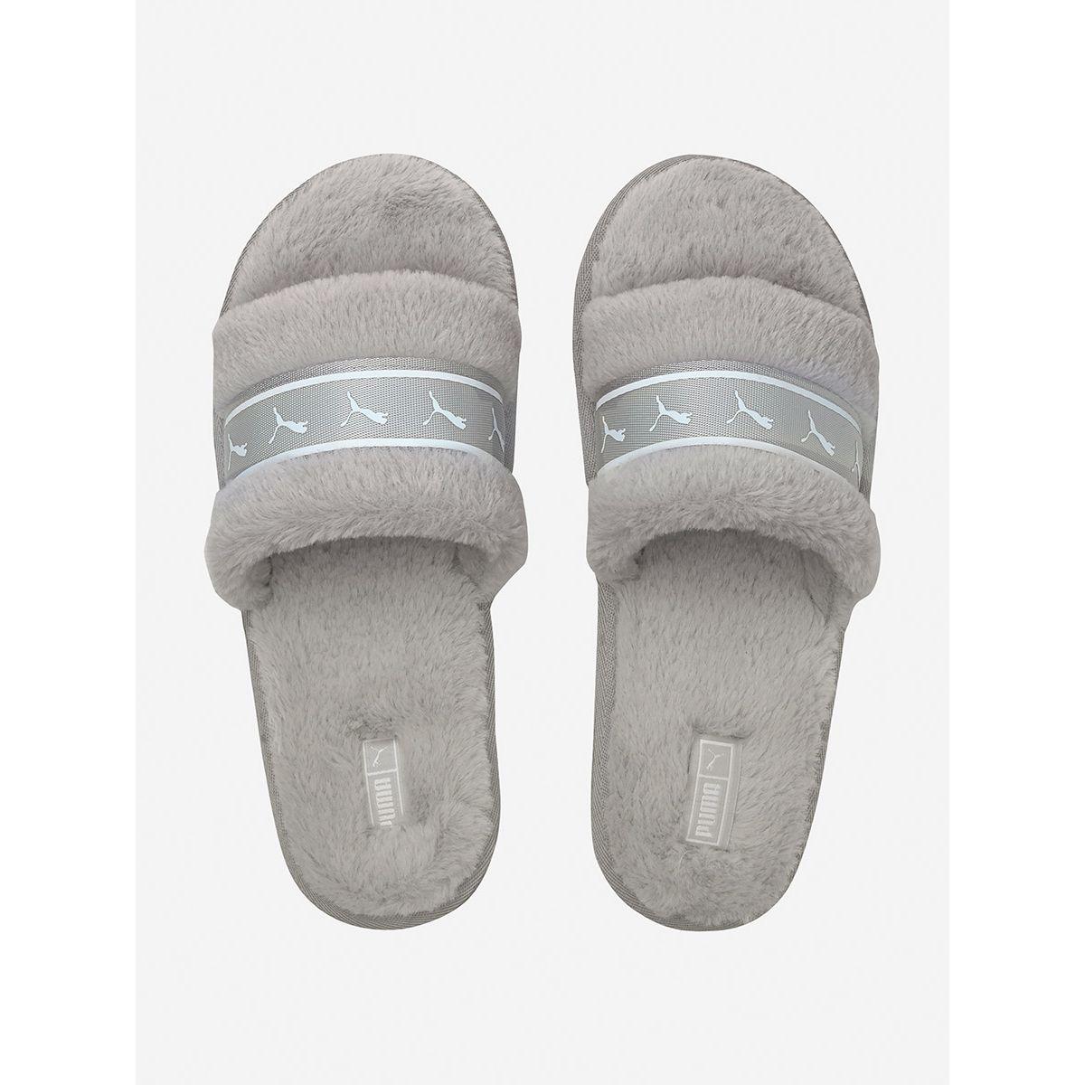 Puma Fluff Remix Slipper-women-shoes-bedroomslippers-image-4